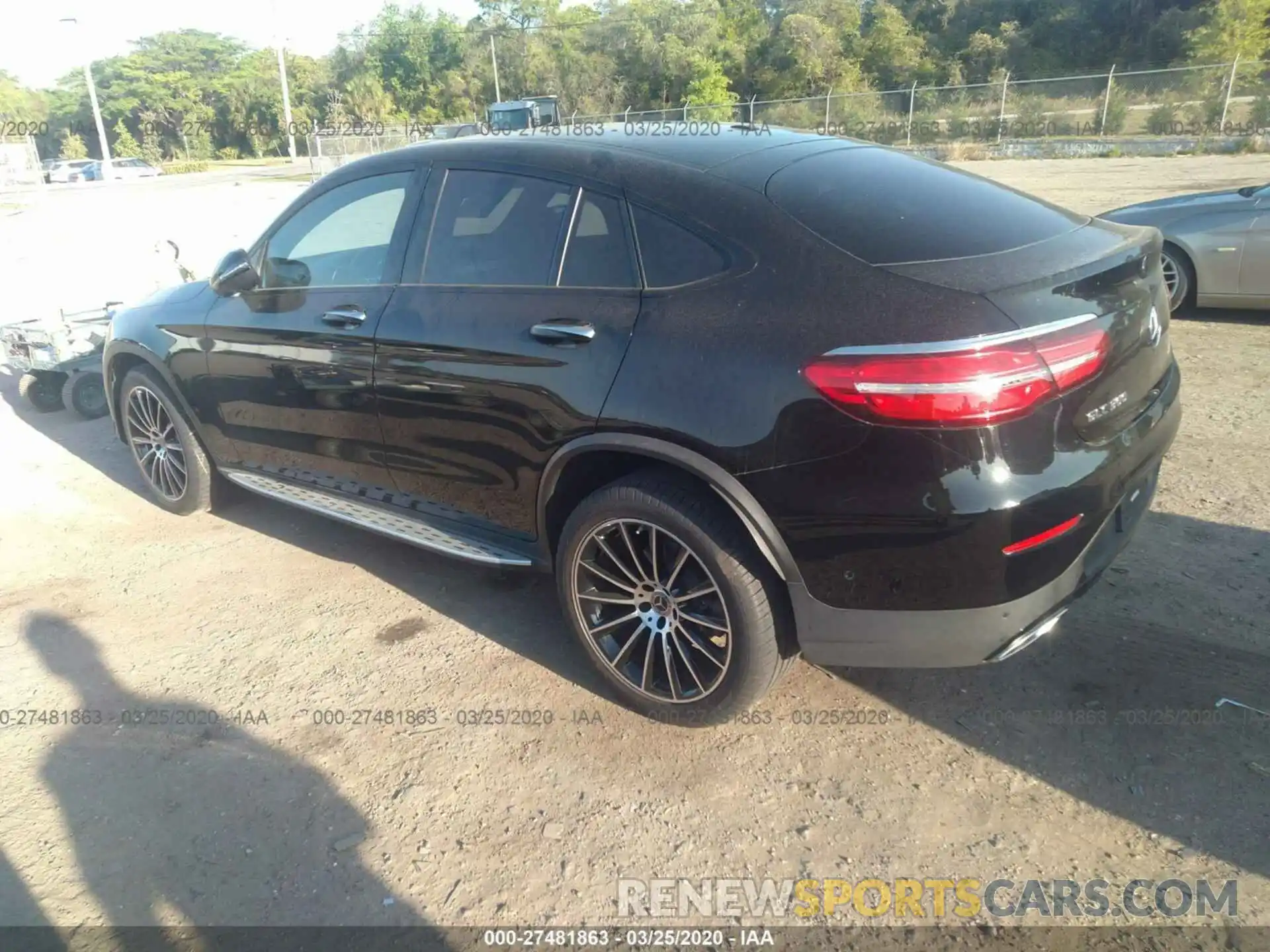 3 Photograph of a damaged car WDC0J4KB2KF545131 MERCEDES-BENZ GLC COUPE 2019