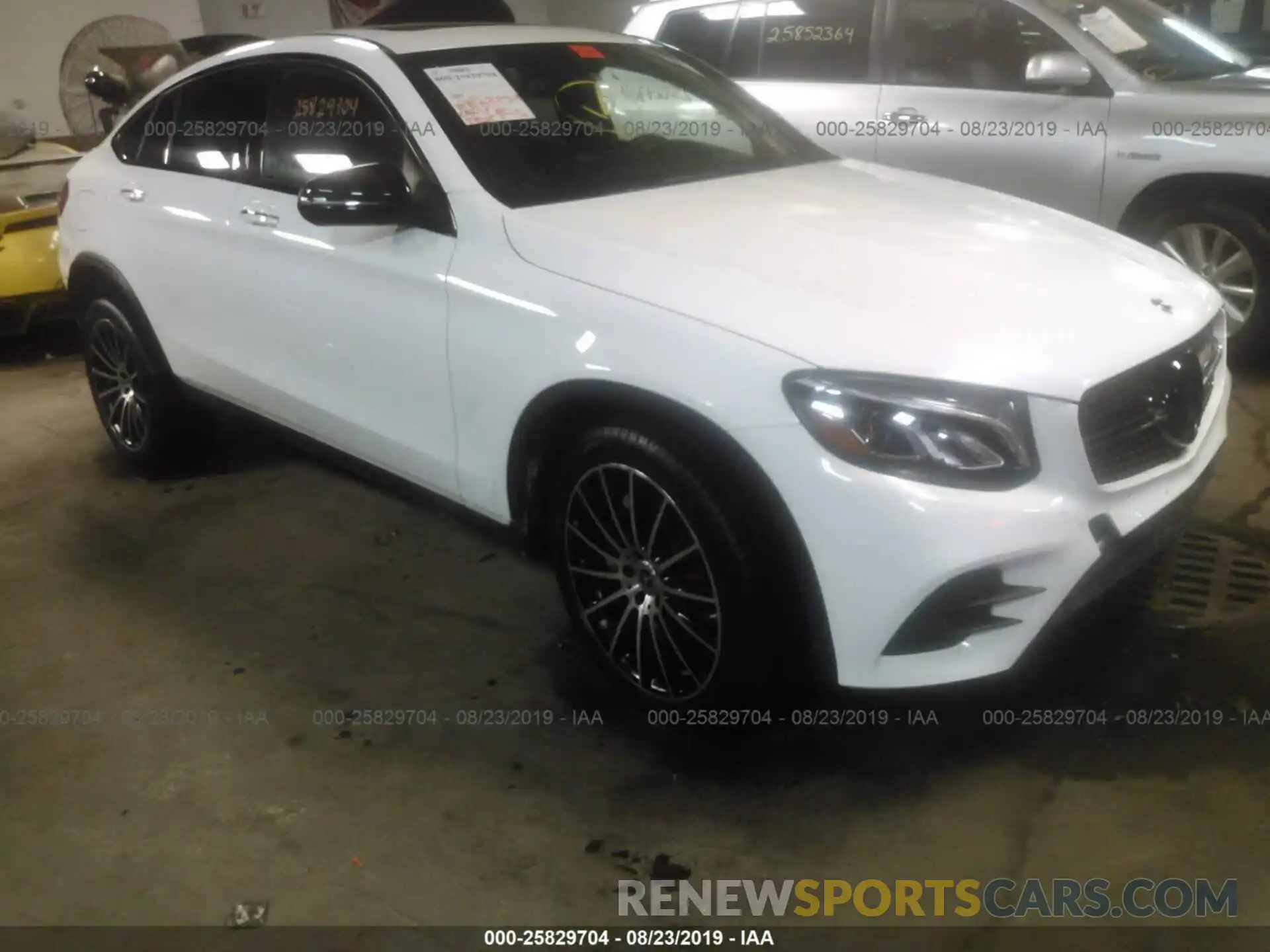 1 Photograph of a damaged car WDC0J4KB2KF575942 MERCEDES-BENZ GLC COUPE 2019