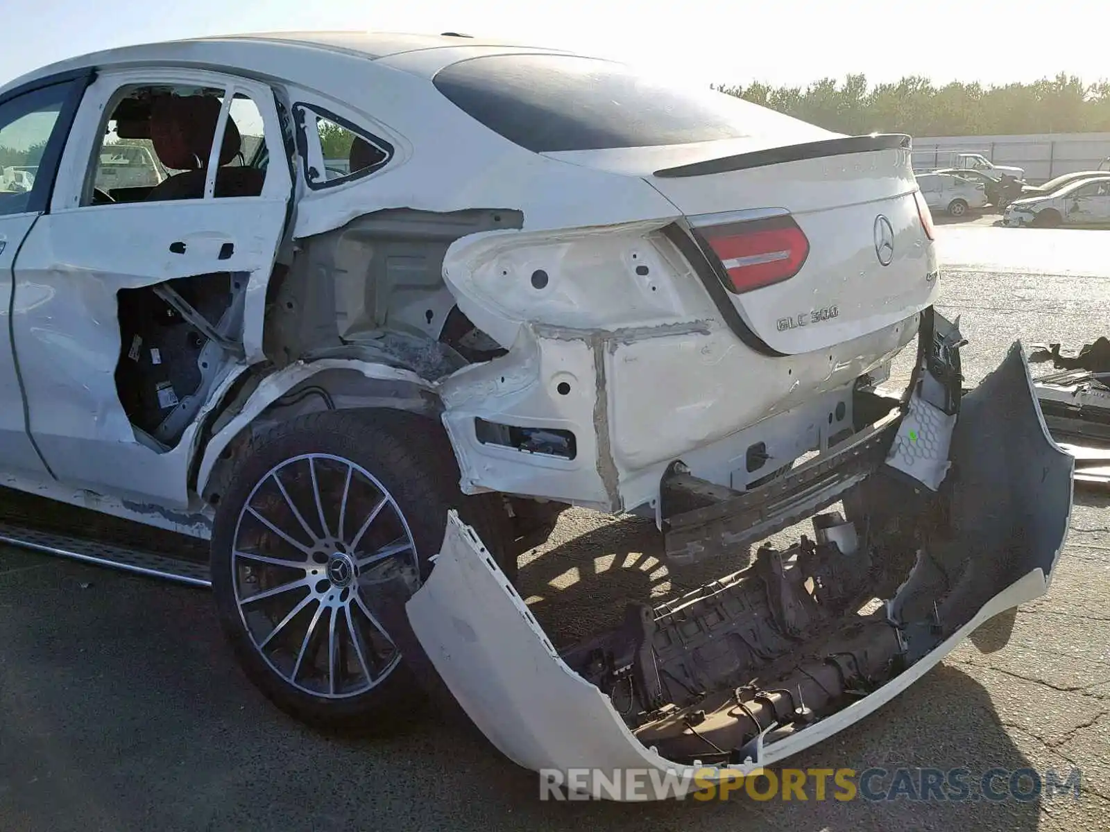 9 Photograph of a damaged car WDC0J4KB3KF573553 MERCEDES-BENZ GLC COUPE 2019