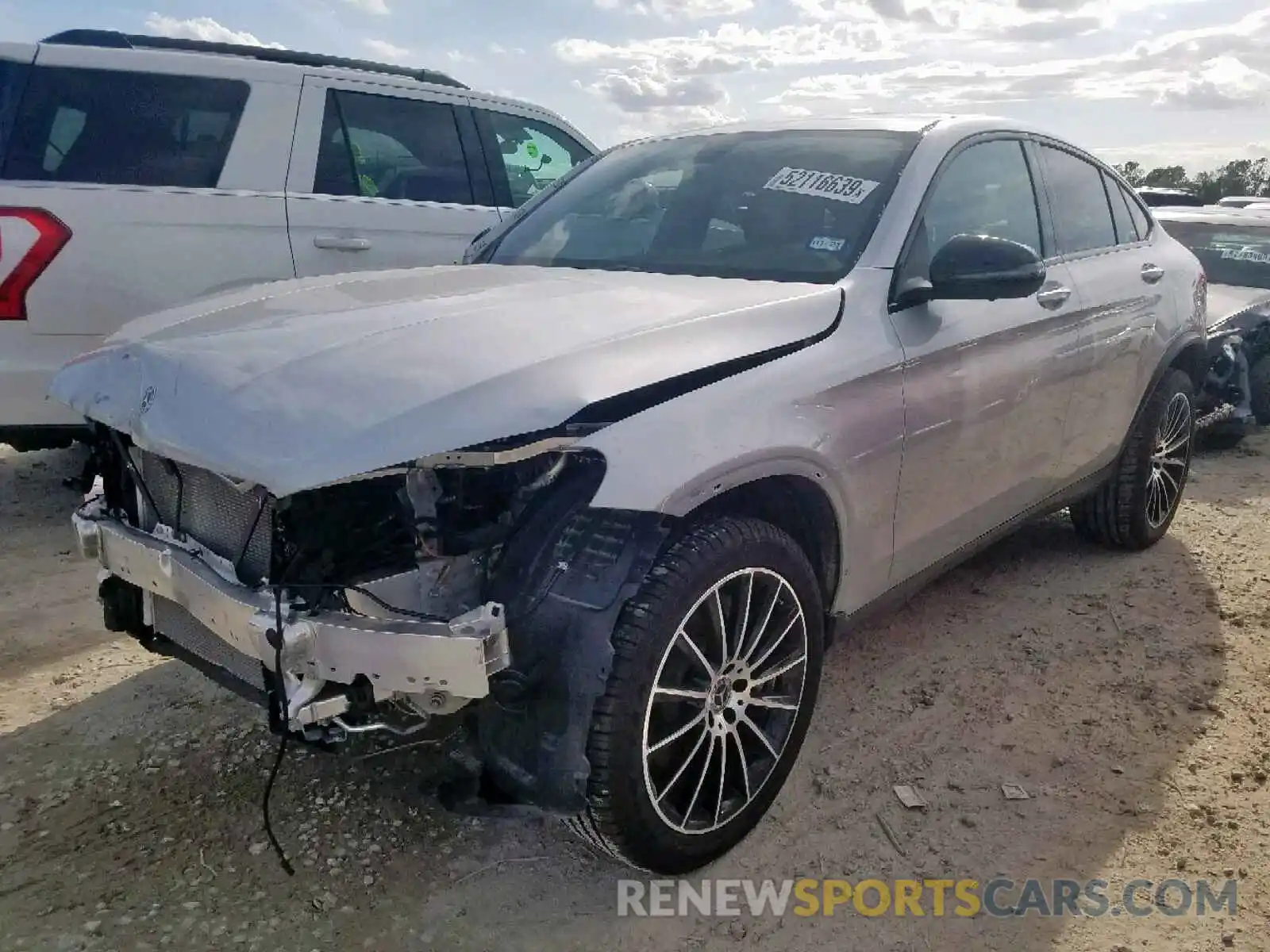 2 Photograph of a damaged car WDC0J4KB4KF590636 MERCEDES-BENZ GLC COUPE 2019