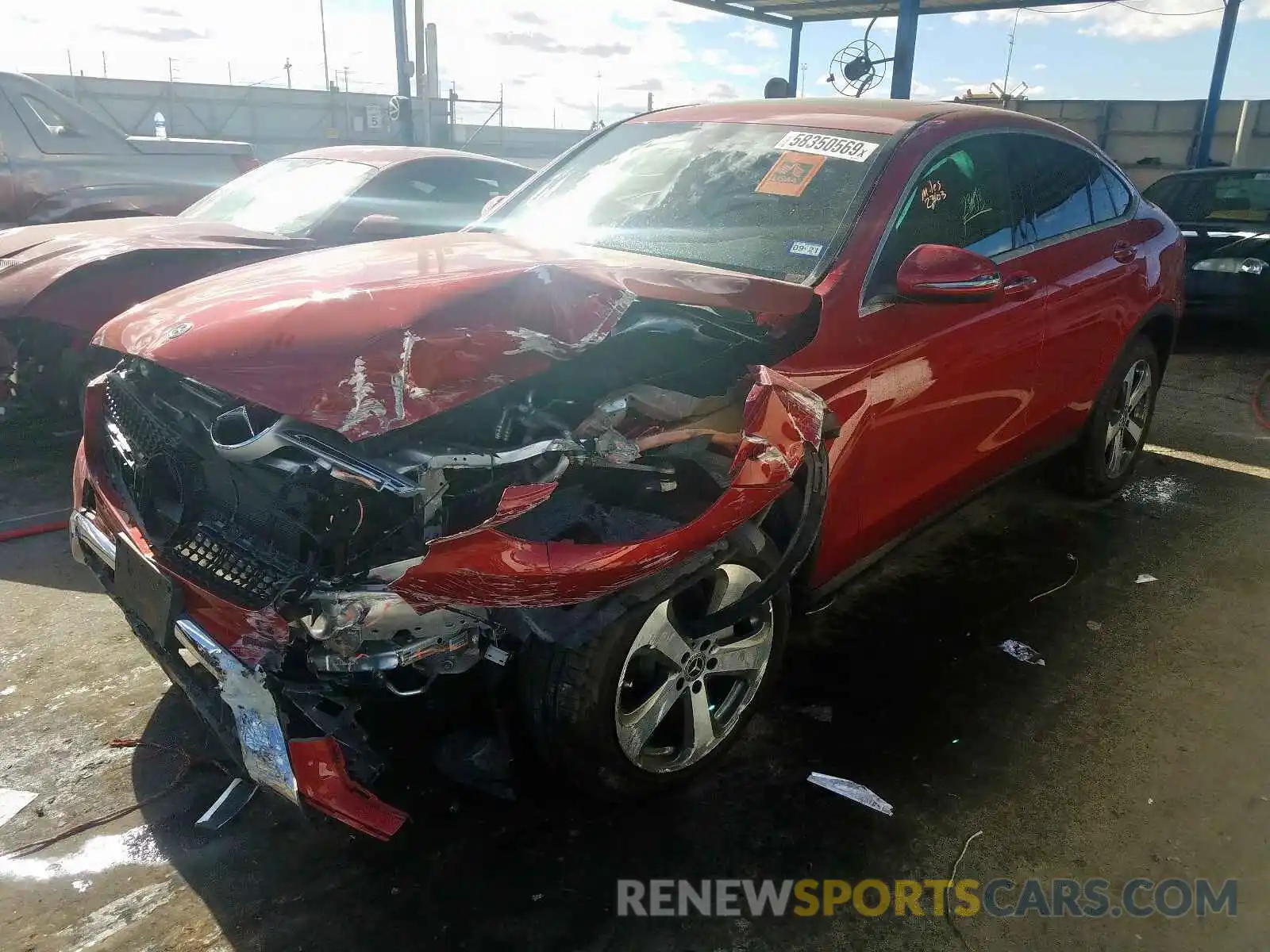 2 Photograph of a damaged car WDC0J4KB5KF574123 MERCEDES-BENZ GLC COUPE 2019