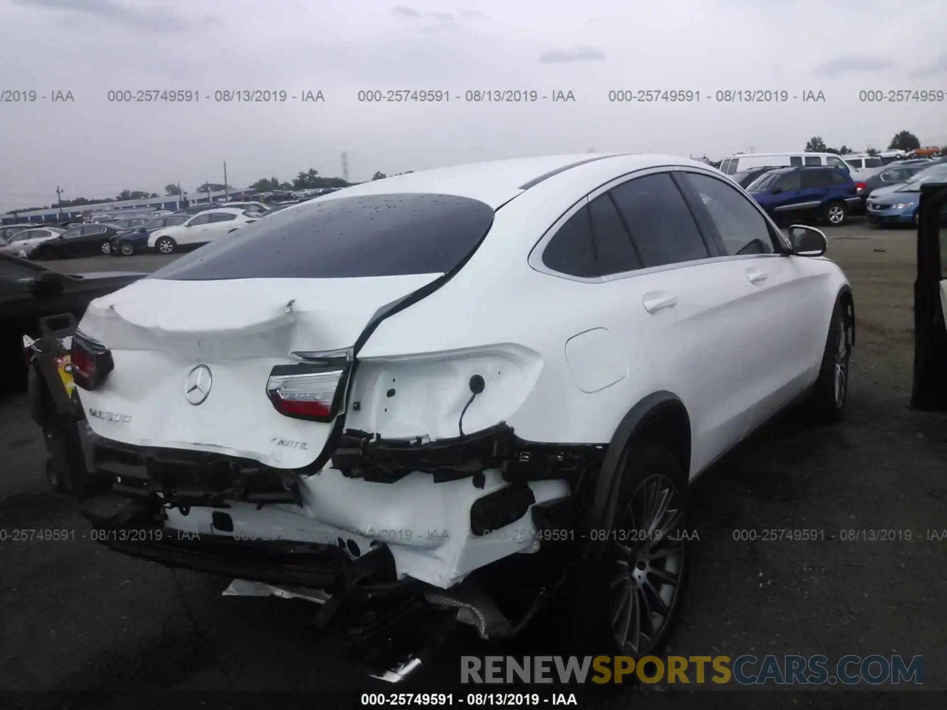 4 Photograph of a damaged car WDC0J4KB6KF595837 MERCEDES-BENZ GLC COUPE 2019