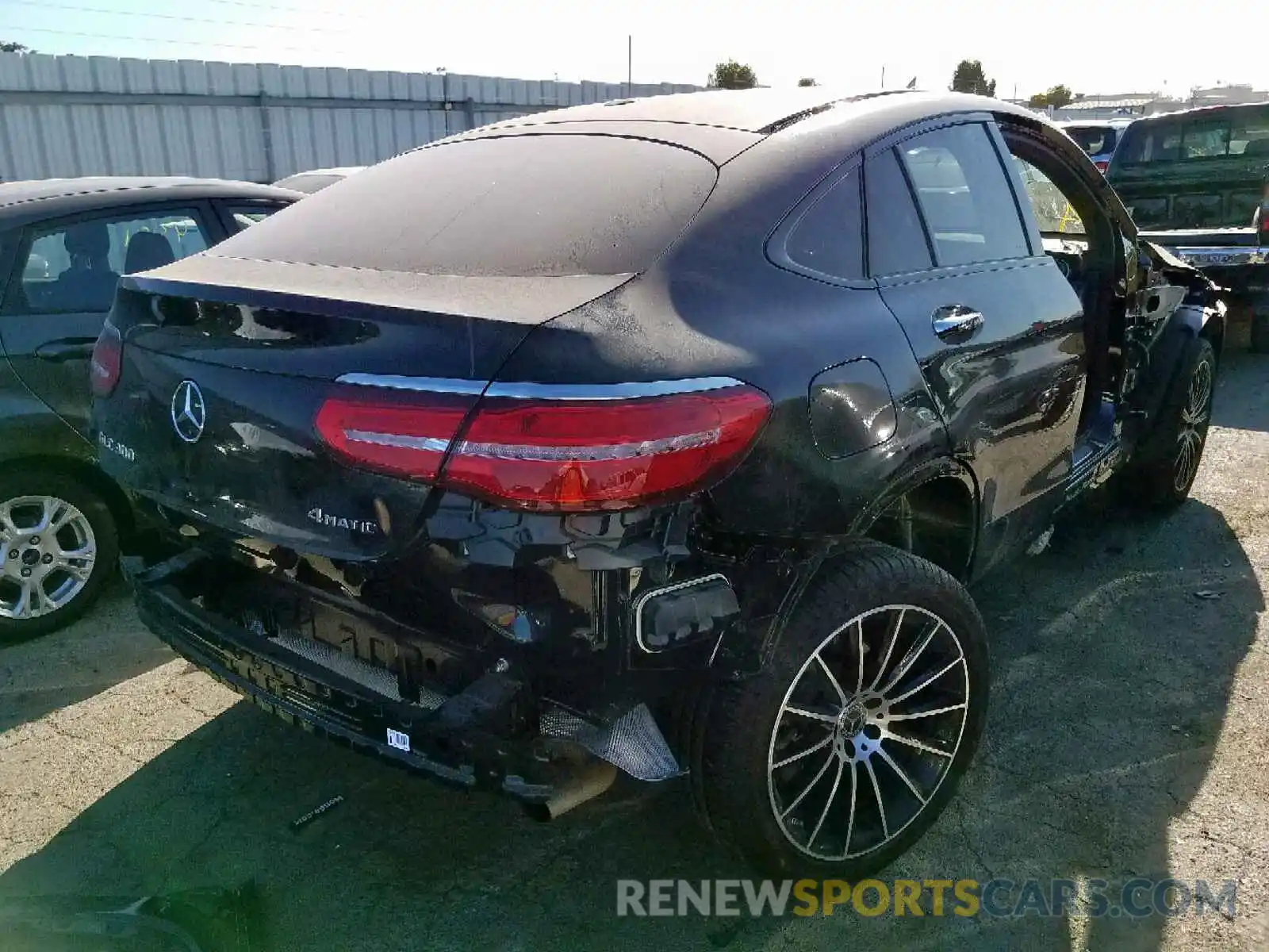 4 Photograph of a damaged car WDC0J4KB8KF537650 MERCEDES-BENZ GLC COUPE 2019