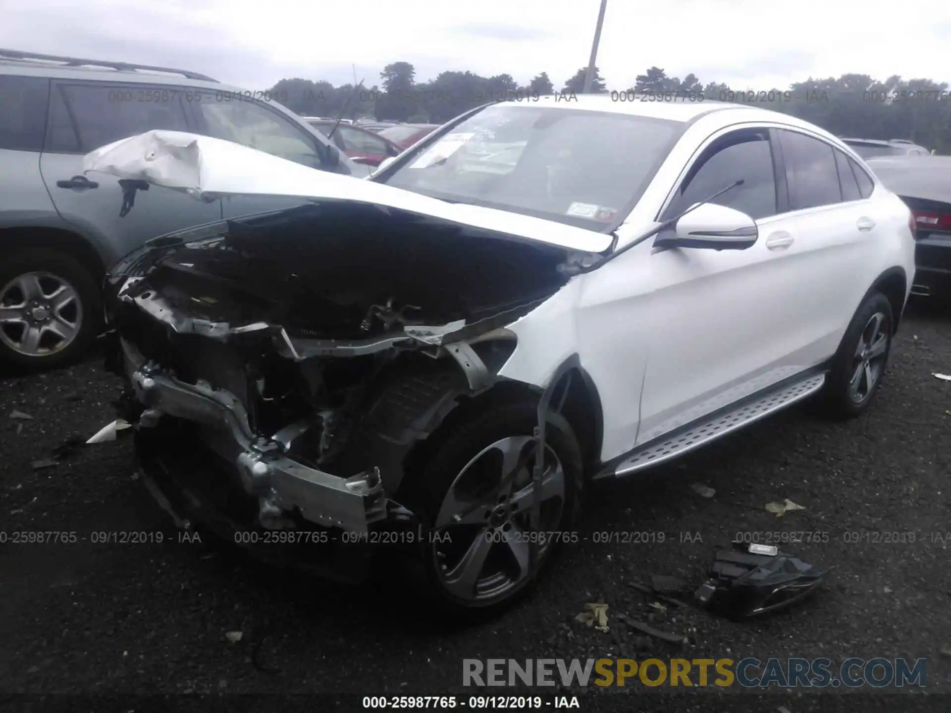 2 Photograph of a damaged car WDC0J4KB8KF575248 MERCEDES-BENZ GLC COUPE 2019