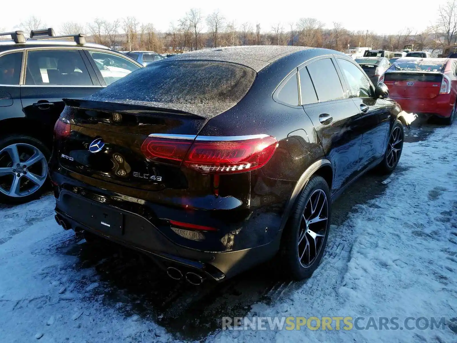 4 Photograph of a damaged car WDC0J6EB0LF752173 MERCEDES-BENZ GLC COUPE 2020