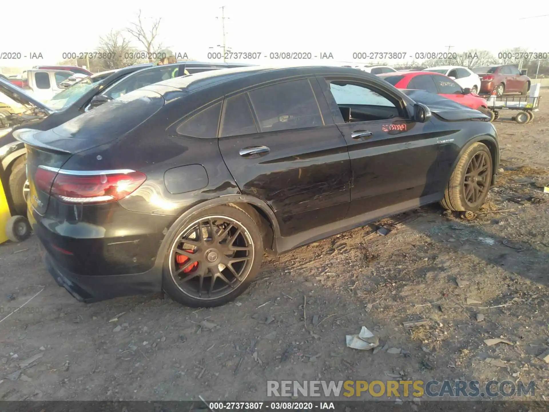 4 Photograph of a damaged car WDC0J8KB2LF745368 MERCEDES-BENZ GLC COUPE 2020