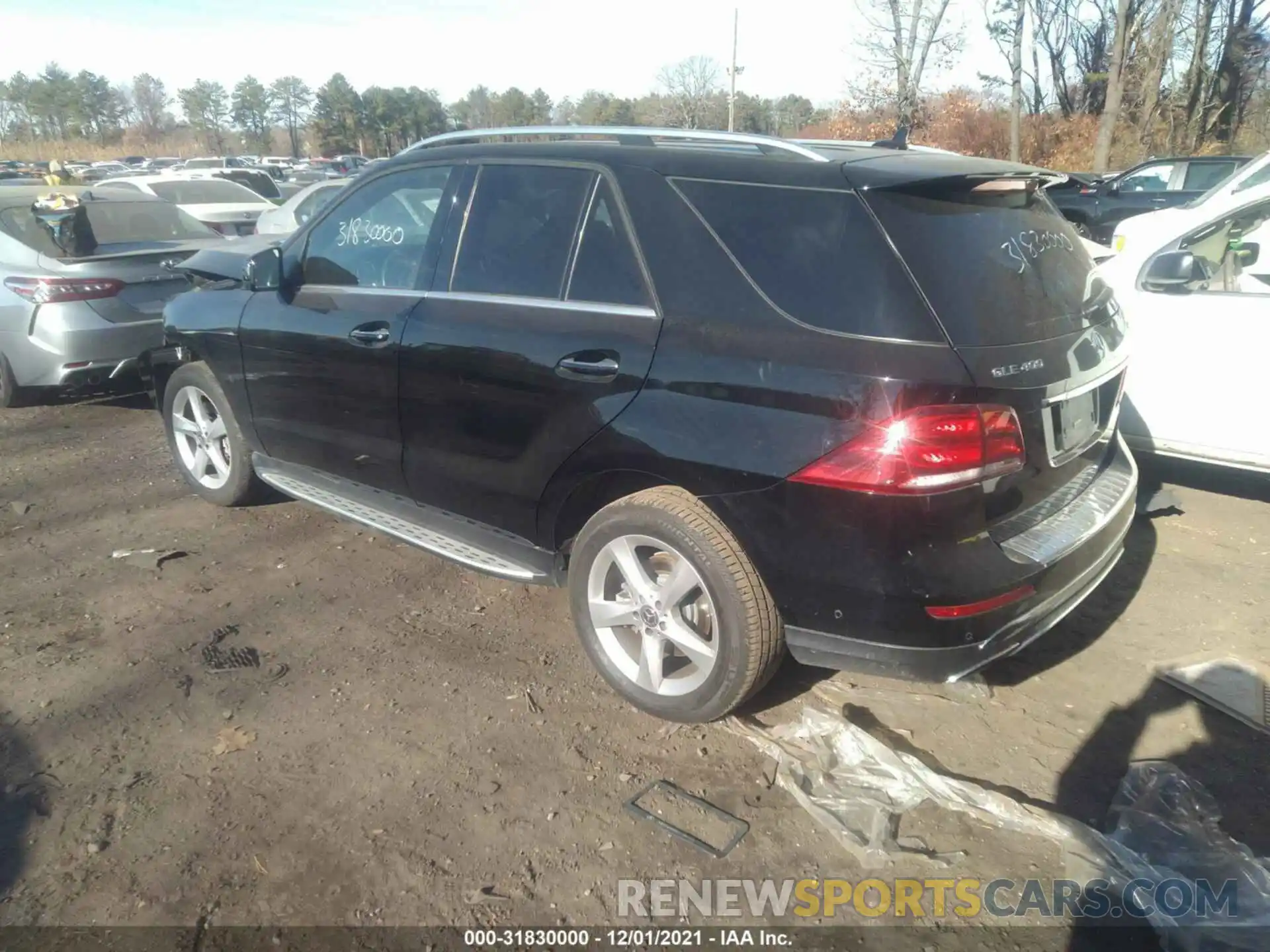 3 Photograph of a damaged car 4JGDA5GB0KB214184 MERCEDES-BENZ GLE 2019