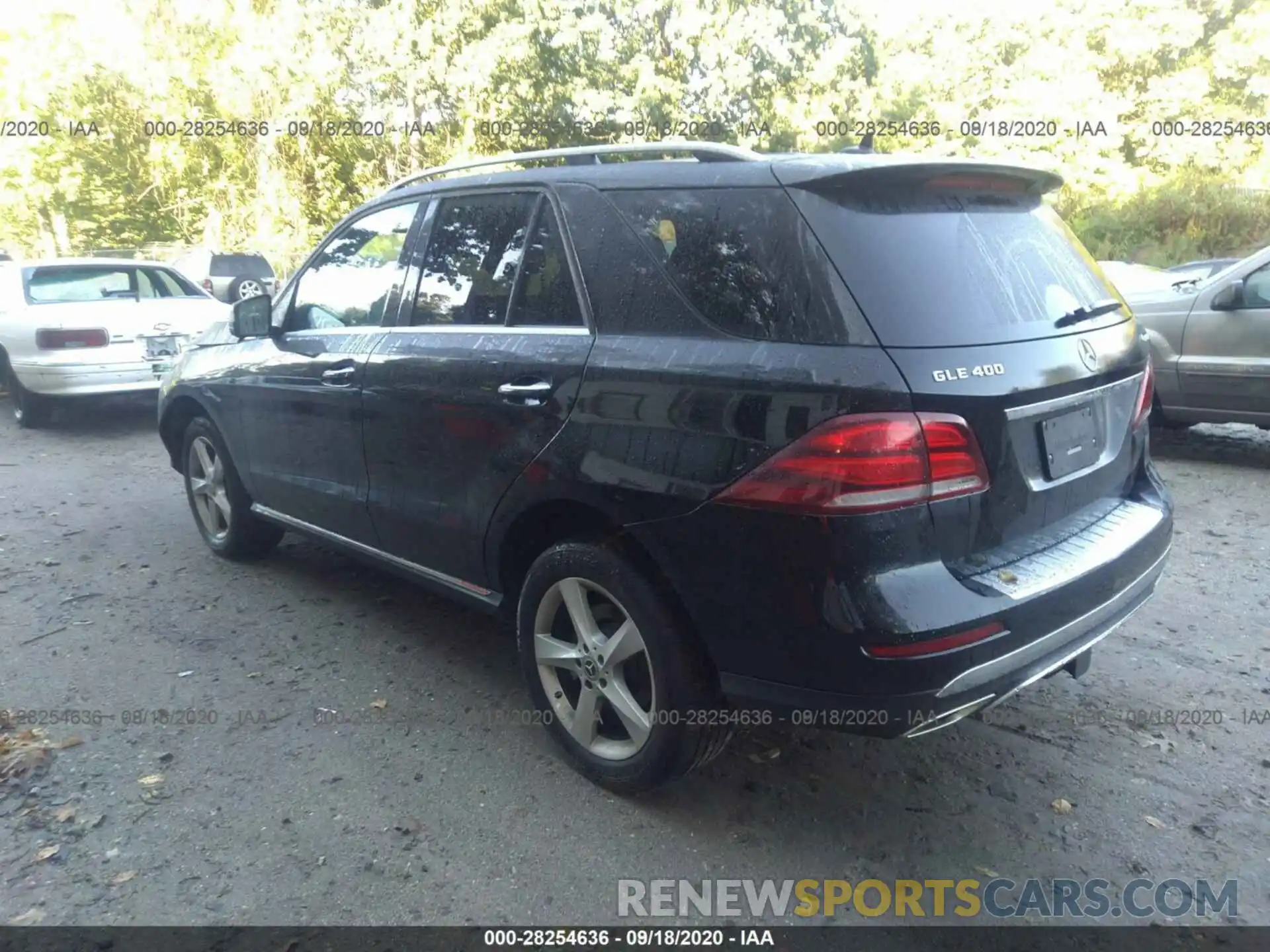 14 Photograph of a damaged car 4JGDA5GB2KB204630 MERCEDES-BENZ GLE 2019