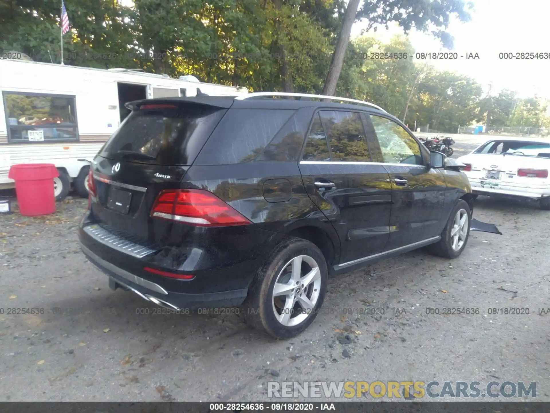 15 Photograph of a damaged car 4JGDA5GB2KB204630 MERCEDES-BENZ GLE 2019