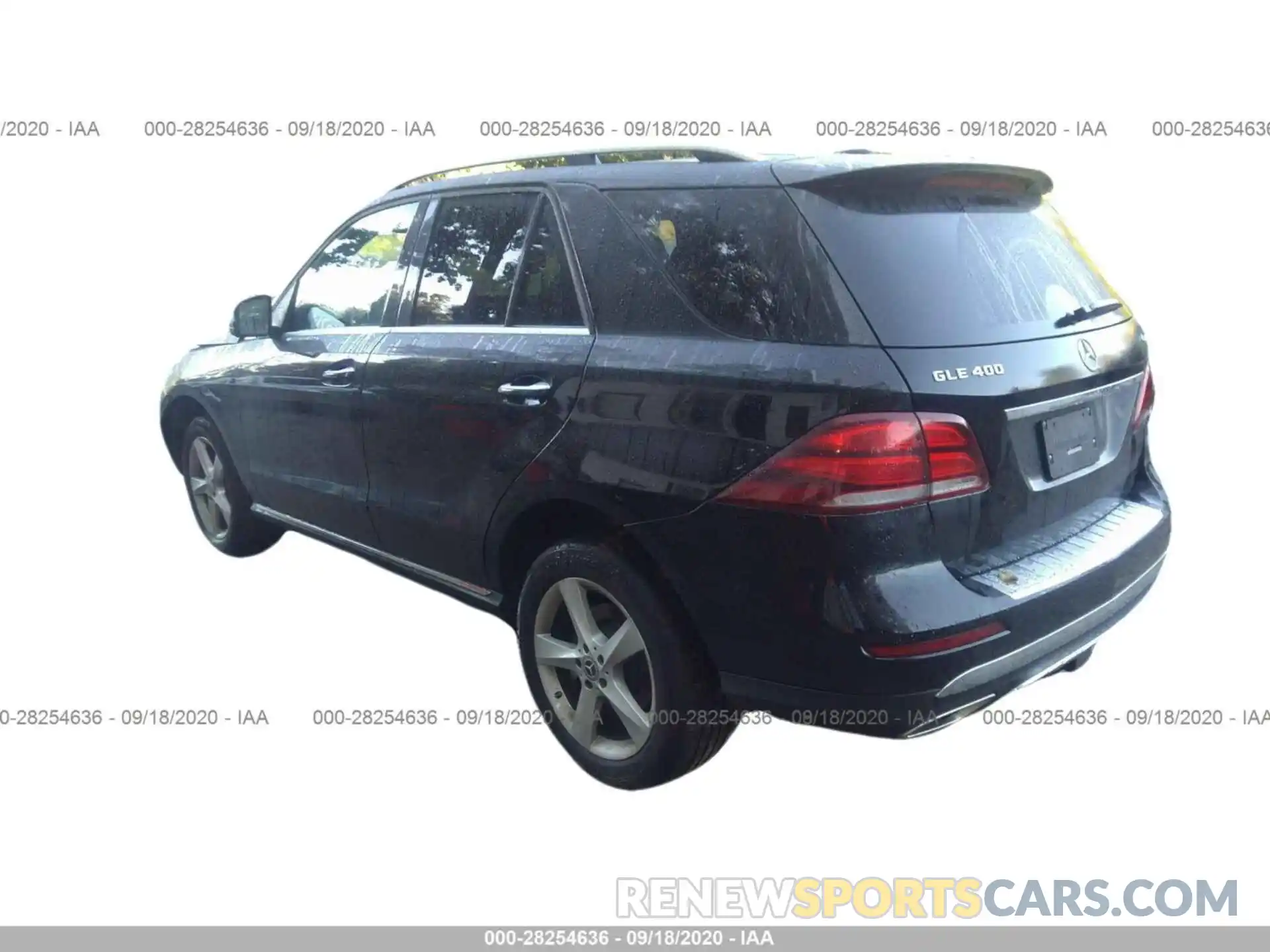 3 Photograph of a damaged car 4JGDA5GB2KB204630 MERCEDES-BENZ GLE 2019