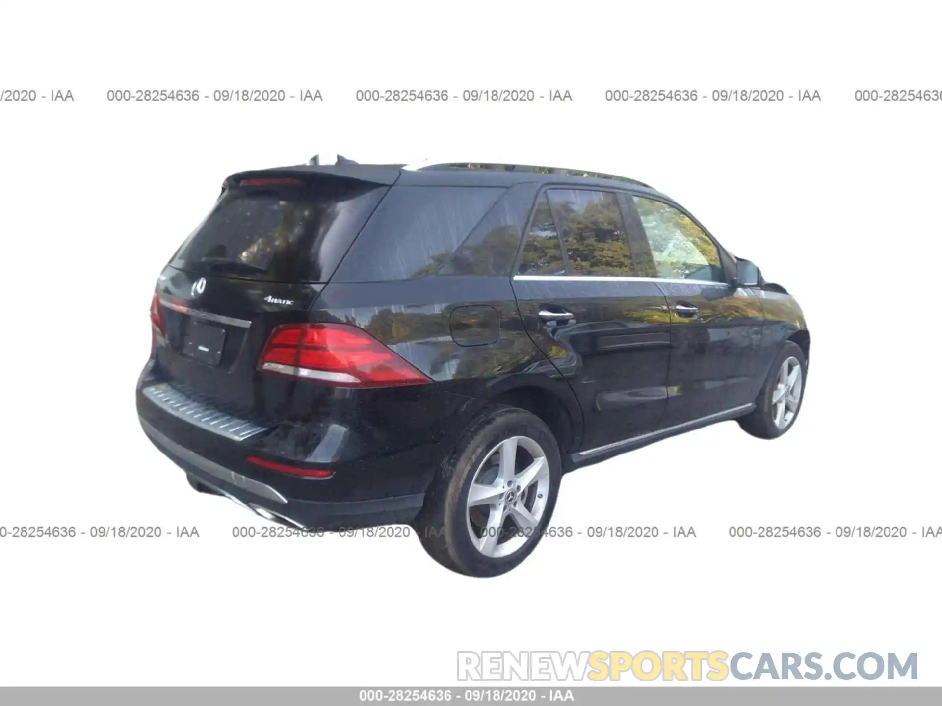 4 Photograph of a damaged car 4JGDA5GB2KB204630 MERCEDES-BENZ GLE 2019