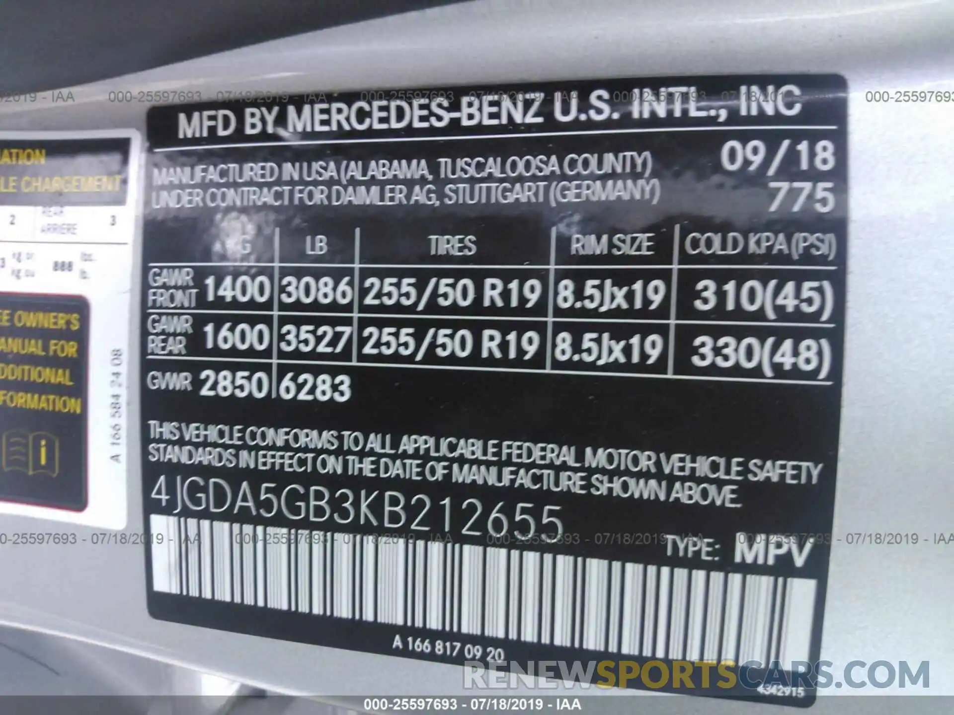 9 Photograph of a damaged car 4JGDA5GB3KB212655 MERCEDES-BENZ GLE 2019