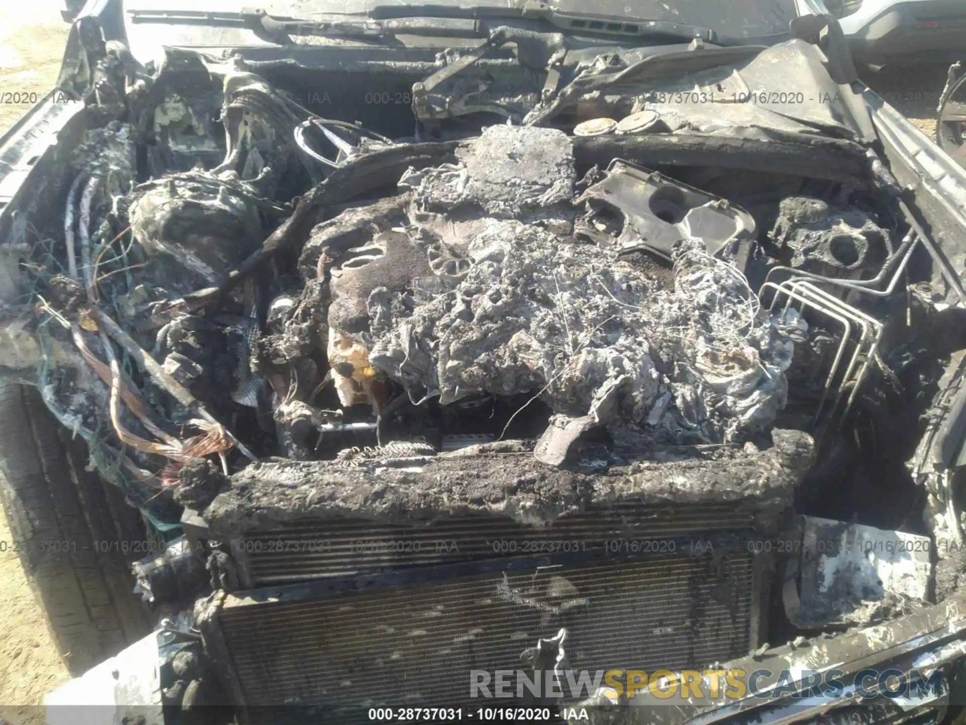 10 Photograph of a damaged car 4JGDA5GB3KB217015 MERCEDES-BENZ GLE 2019