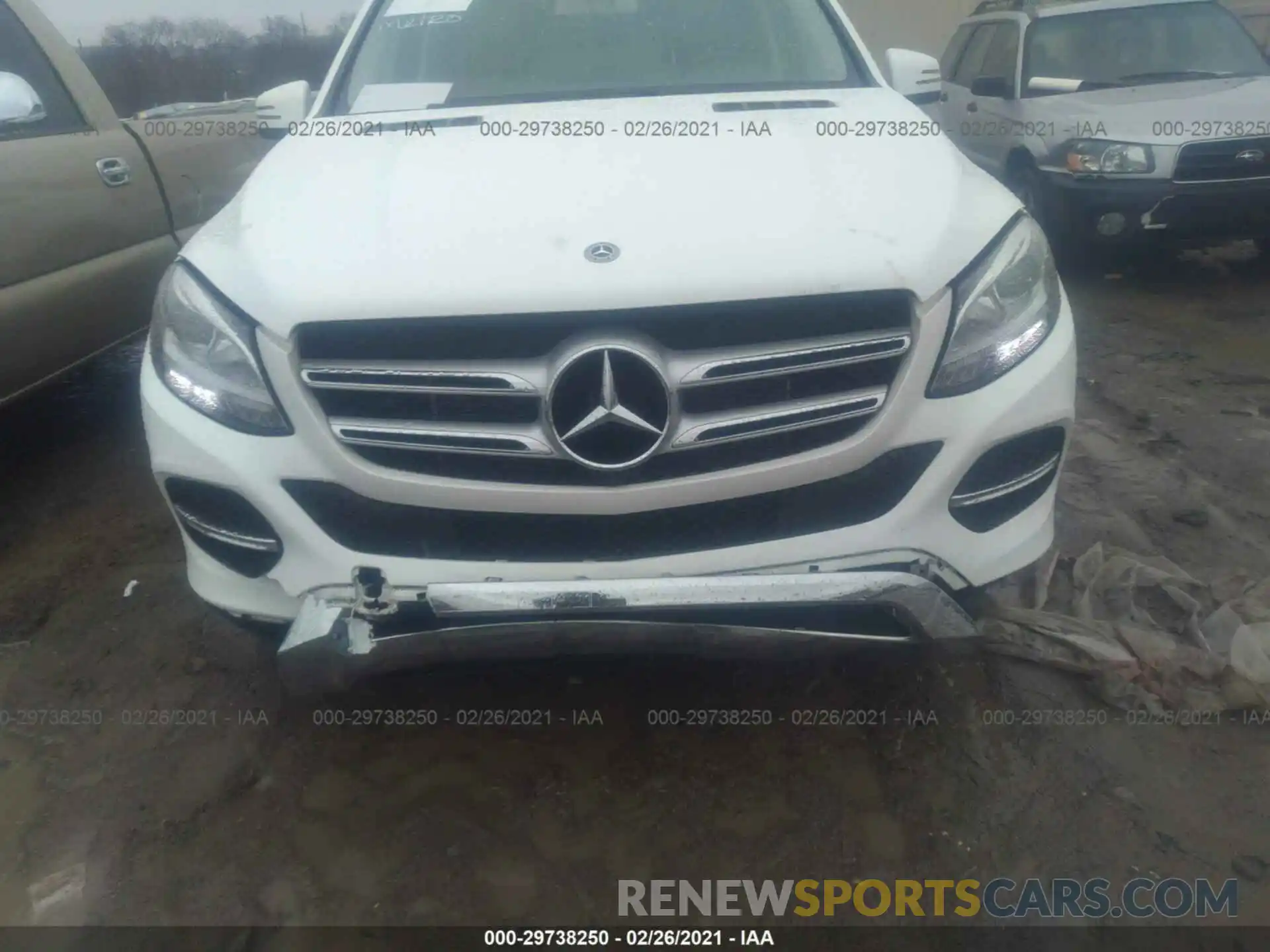 6 Photograph of a damaged car 4JGDA5GB4KB211773 MERCEDES-BENZ GLE 2019