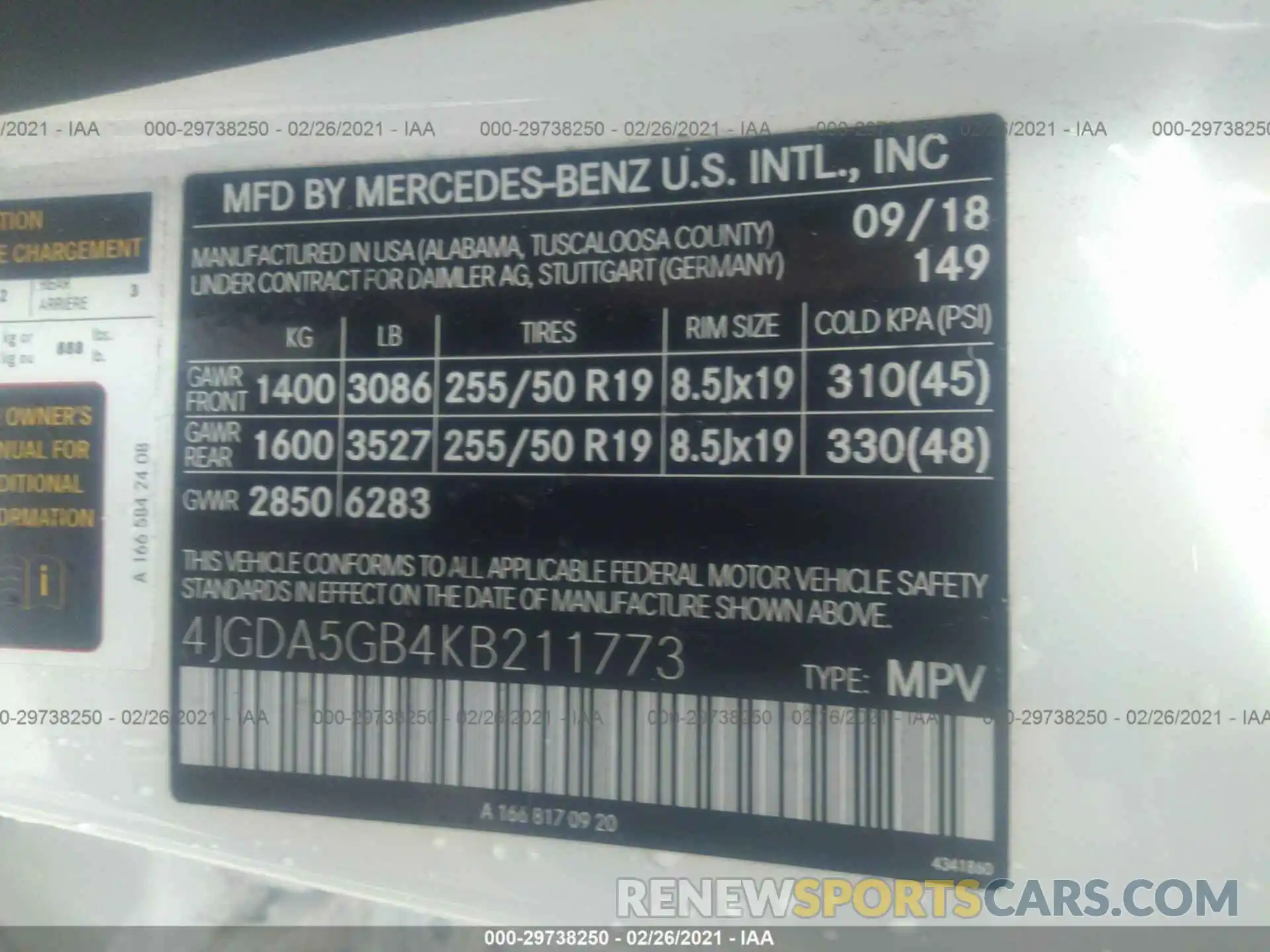 9 Photograph of a damaged car 4JGDA5GB4KB211773 MERCEDES-BENZ GLE 2019