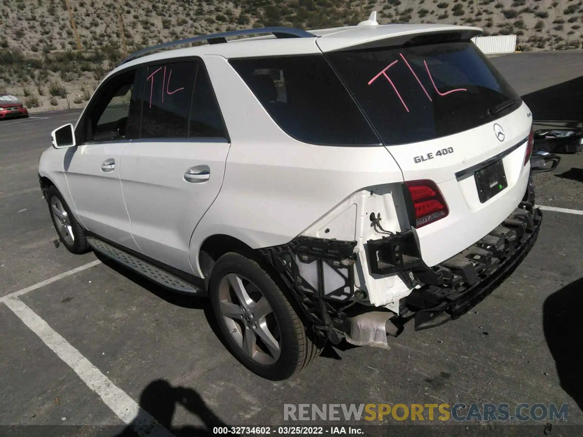 3 Photograph of a damaged car 4JGDA5GB7KB208463 MERCEDES-BENZ GLE 2019