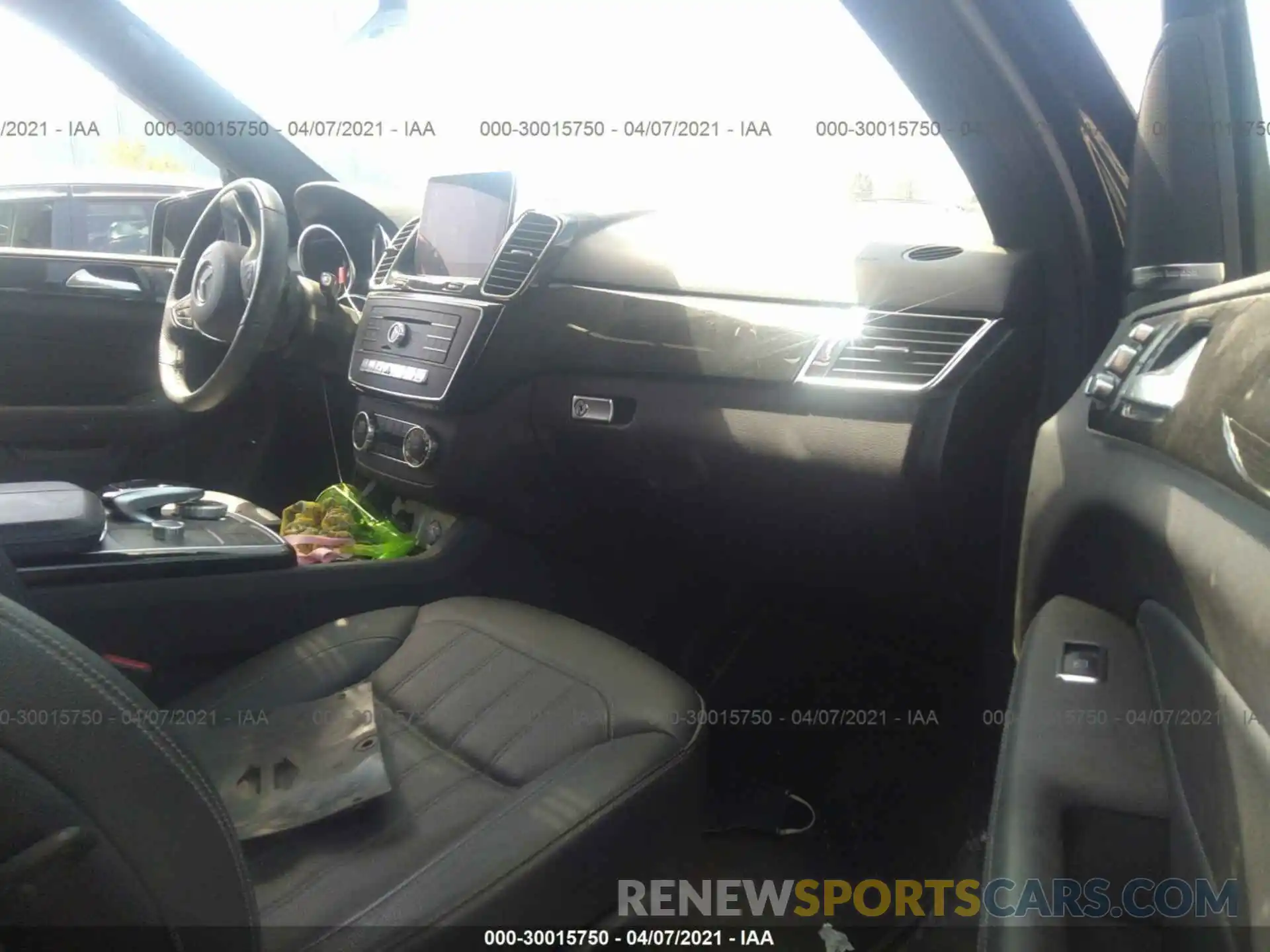 5 Photograph of a damaged car 4JGDA5GB7KB218622 MERCEDES-BENZ GLE 2019