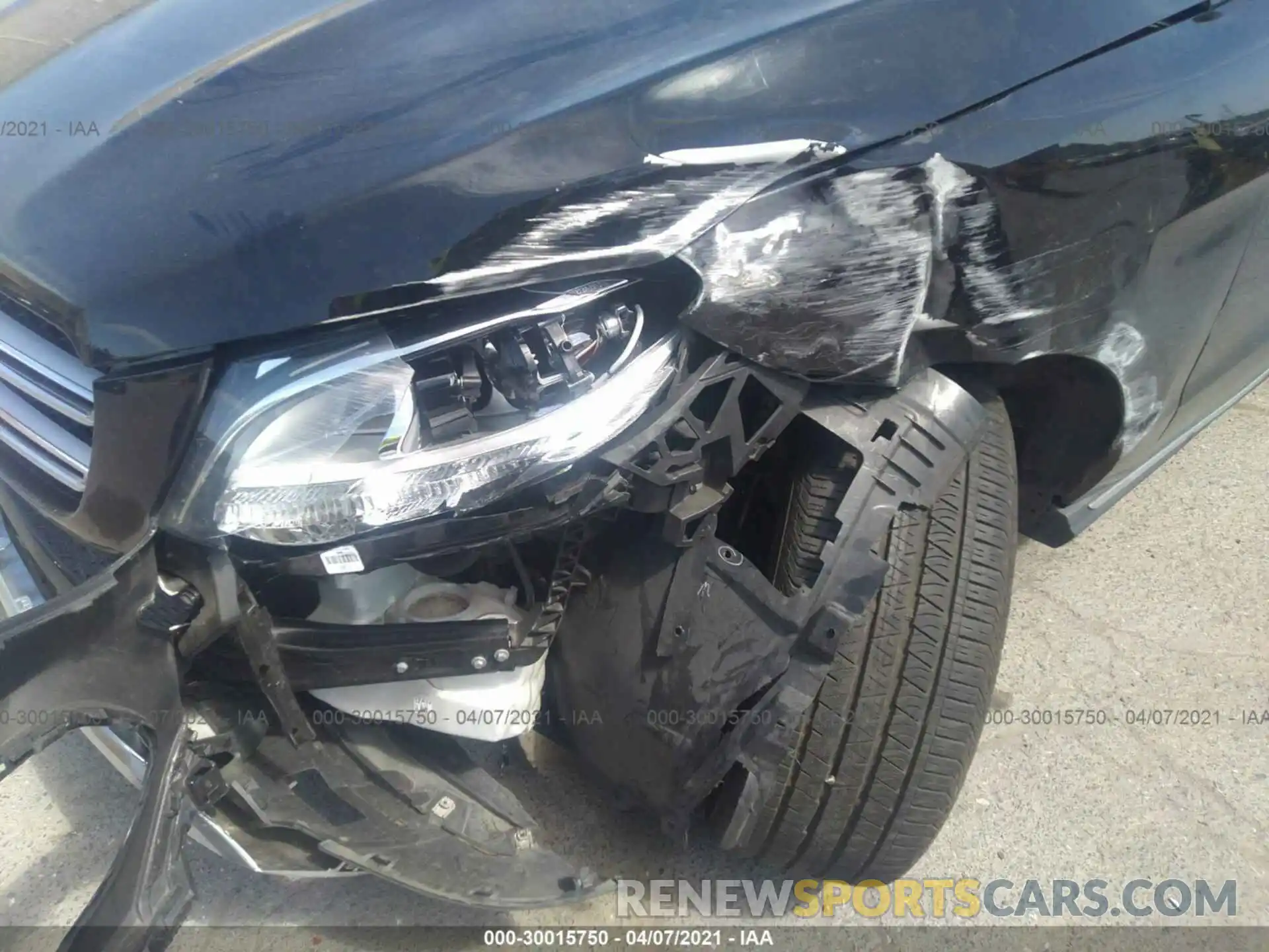 6 Photograph of a damaged car 4JGDA5GB7KB218622 MERCEDES-BENZ GLE 2019