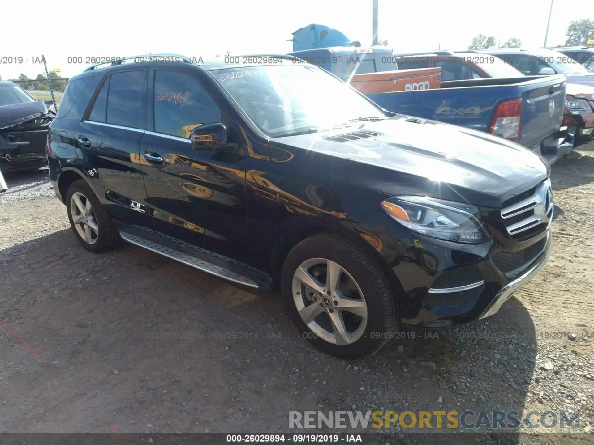 1 Photograph of a damaged car 4JGDA5GB8KB218290 MERCEDES-BENZ GLE 2019