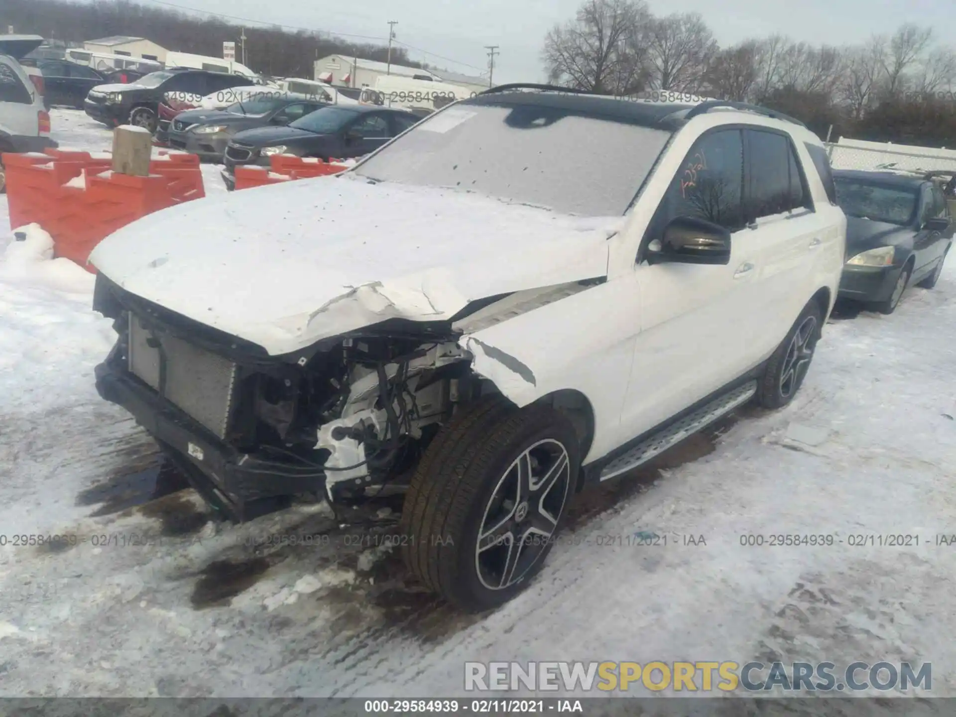 2 Photograph of a damaged car 4JGDA5GB9KB212644 MERCEDES-BENZ GLE 2019