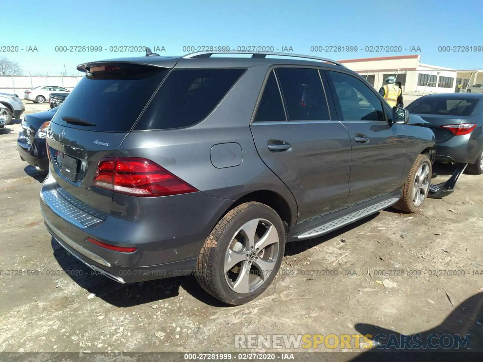 4 Фотография поврежденного автомобиля 4JGDA5GBXKB210577 MERCEDES-BENZ GLE 2019