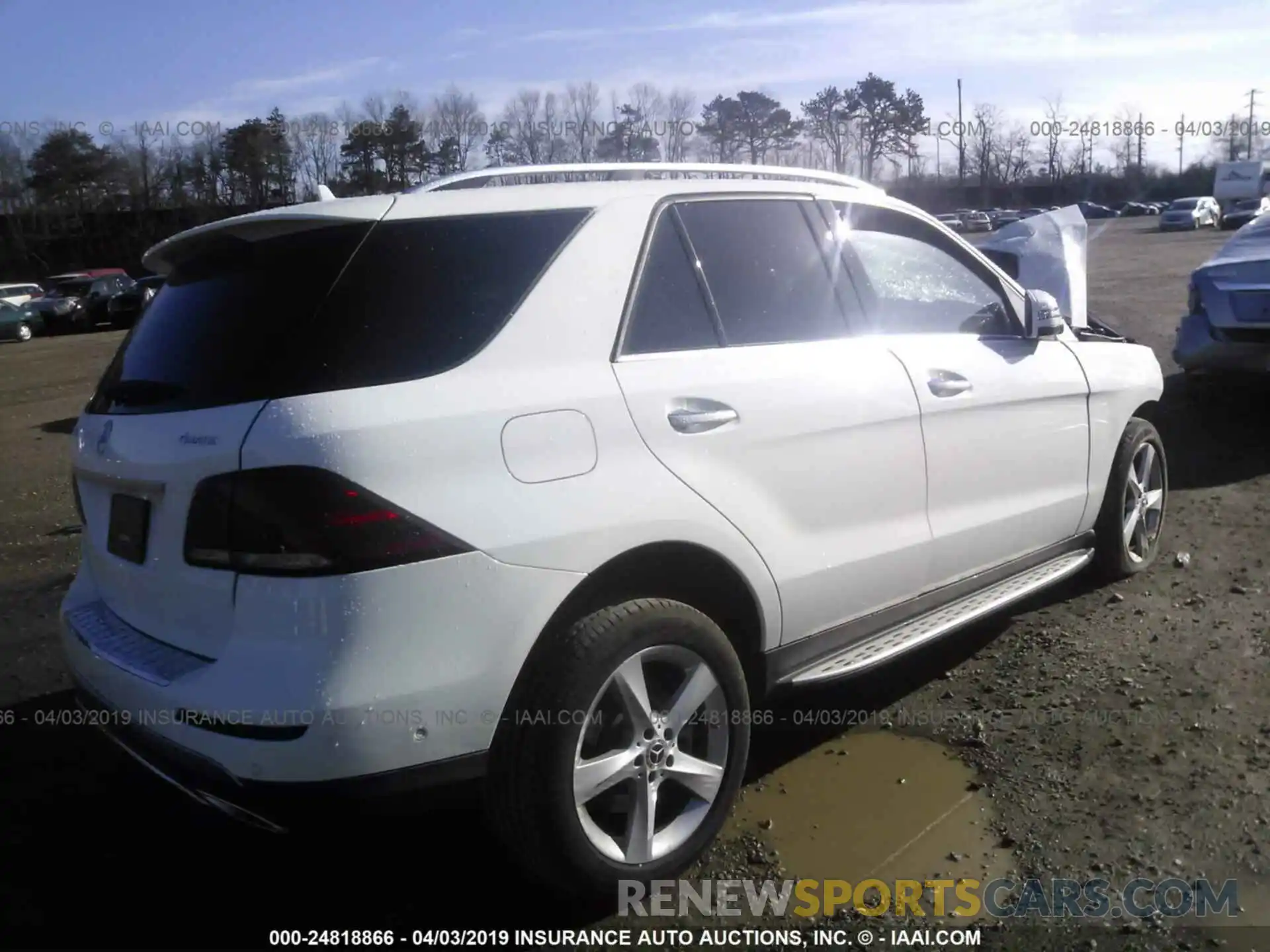 4 Photograph of a damaged car 4JGDA5GBXKB214855 MERCEDES-BENZ GLE 2019