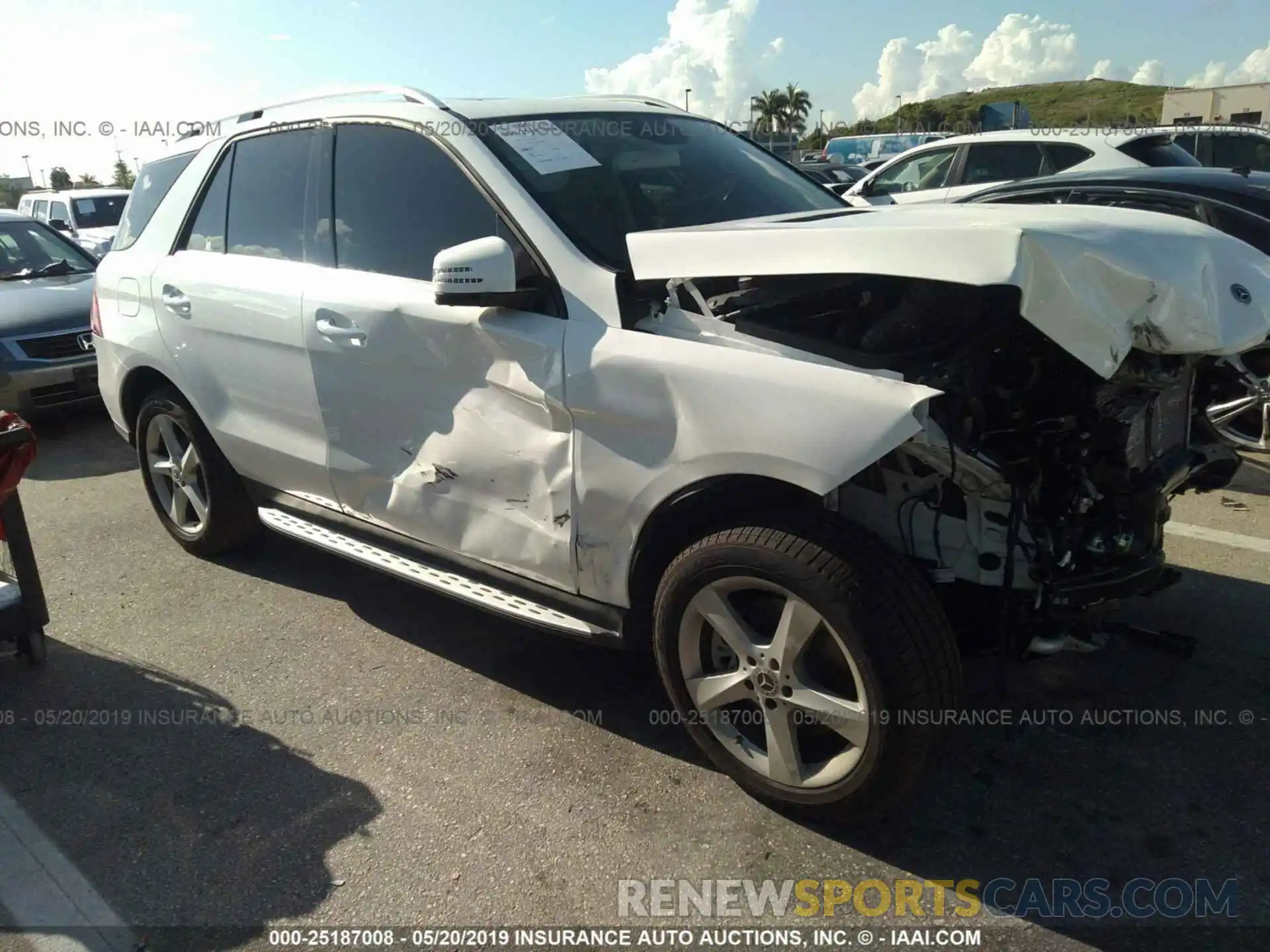 1 Photograph of a damaged car 4JGDA5GBXKB216699 MERCEDES-BENZ GLE 2019