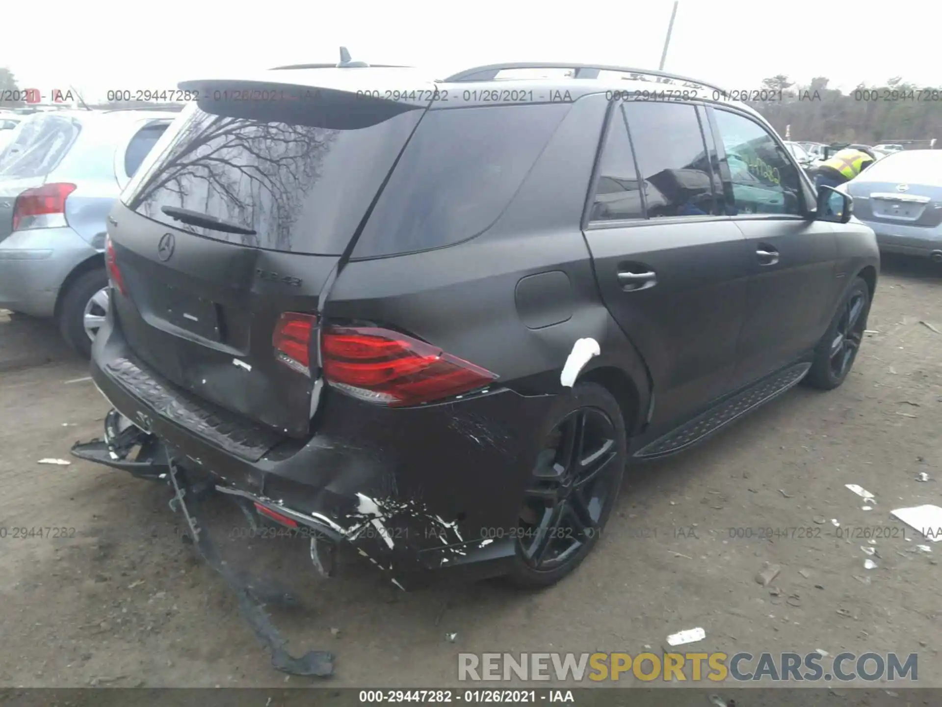 4 Фотография поврежденного автомобиля 4JGDA6EB4KB202399 MERCEDES-BENZ GLE 2019