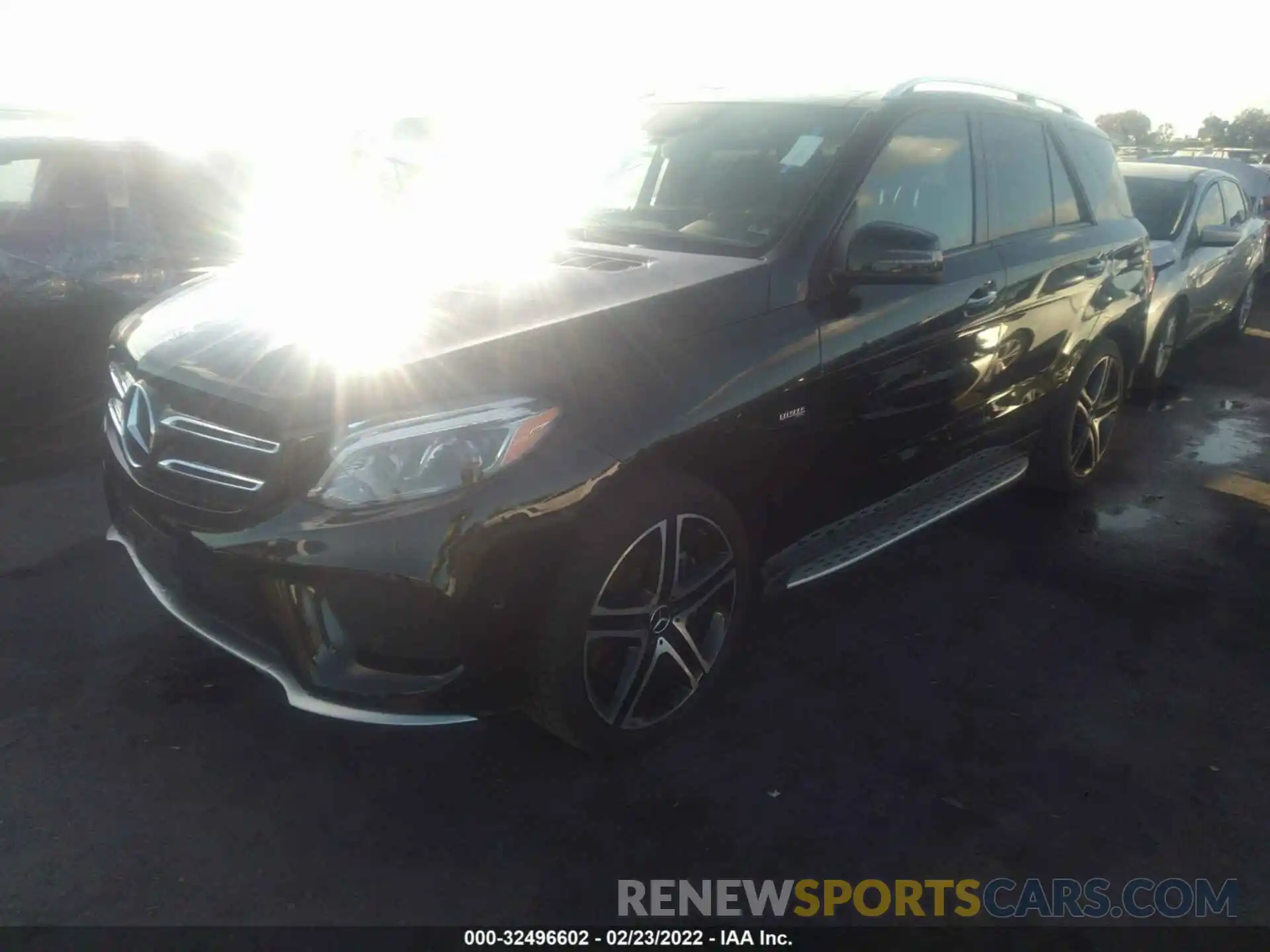 2 Photograph of a damaged car 4JGDA6EB8KB193240 MERCEDES-BENZ GLE 2019