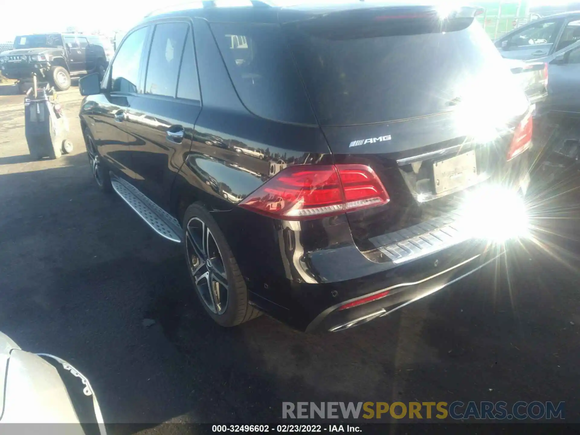 3 Photograph of a damaged car 4JGDA6EB8KB193240 MERCEDES-BENZ GLE 2019