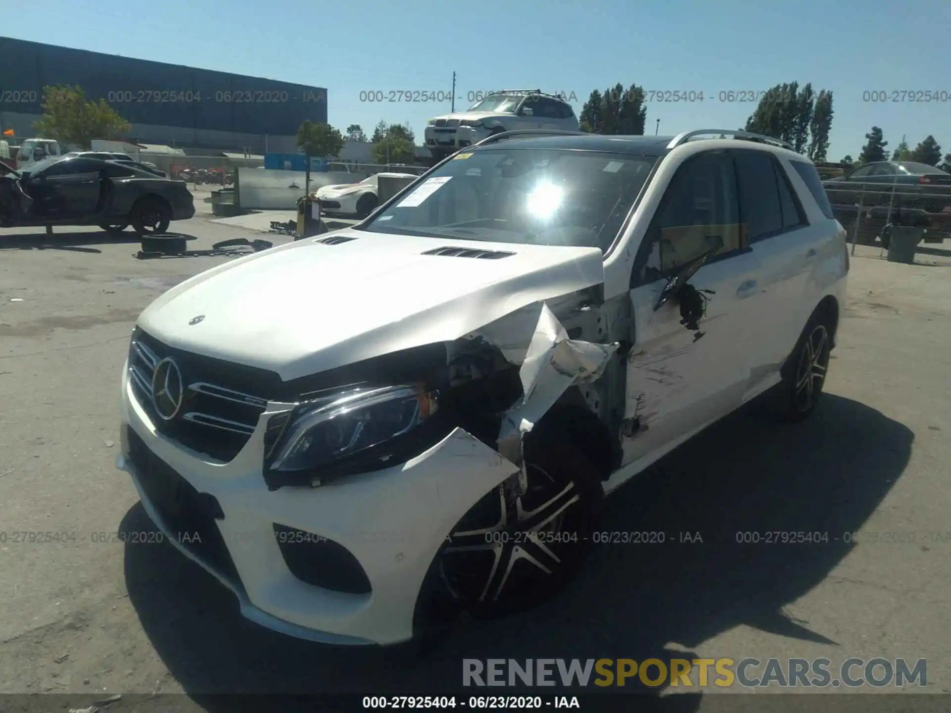 2 Фотография поврежденного автомобиля 4JGDA6EBXKB208725 MERCEDES-BENZ GLE 2019