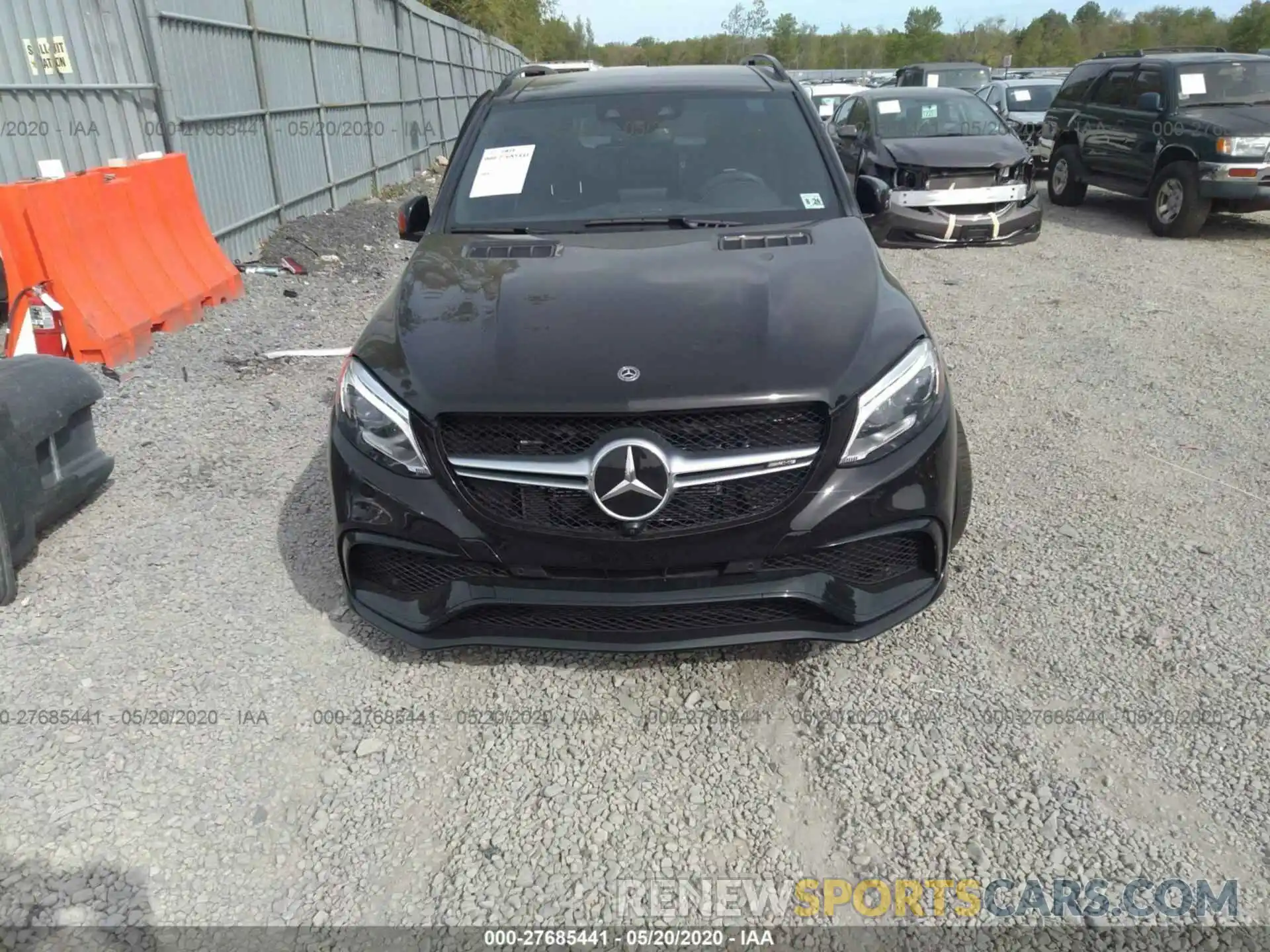 6 Photograph of a damaged car 4JGDA7FB2KB196686 MERCEDES-BENZ GLE 2019