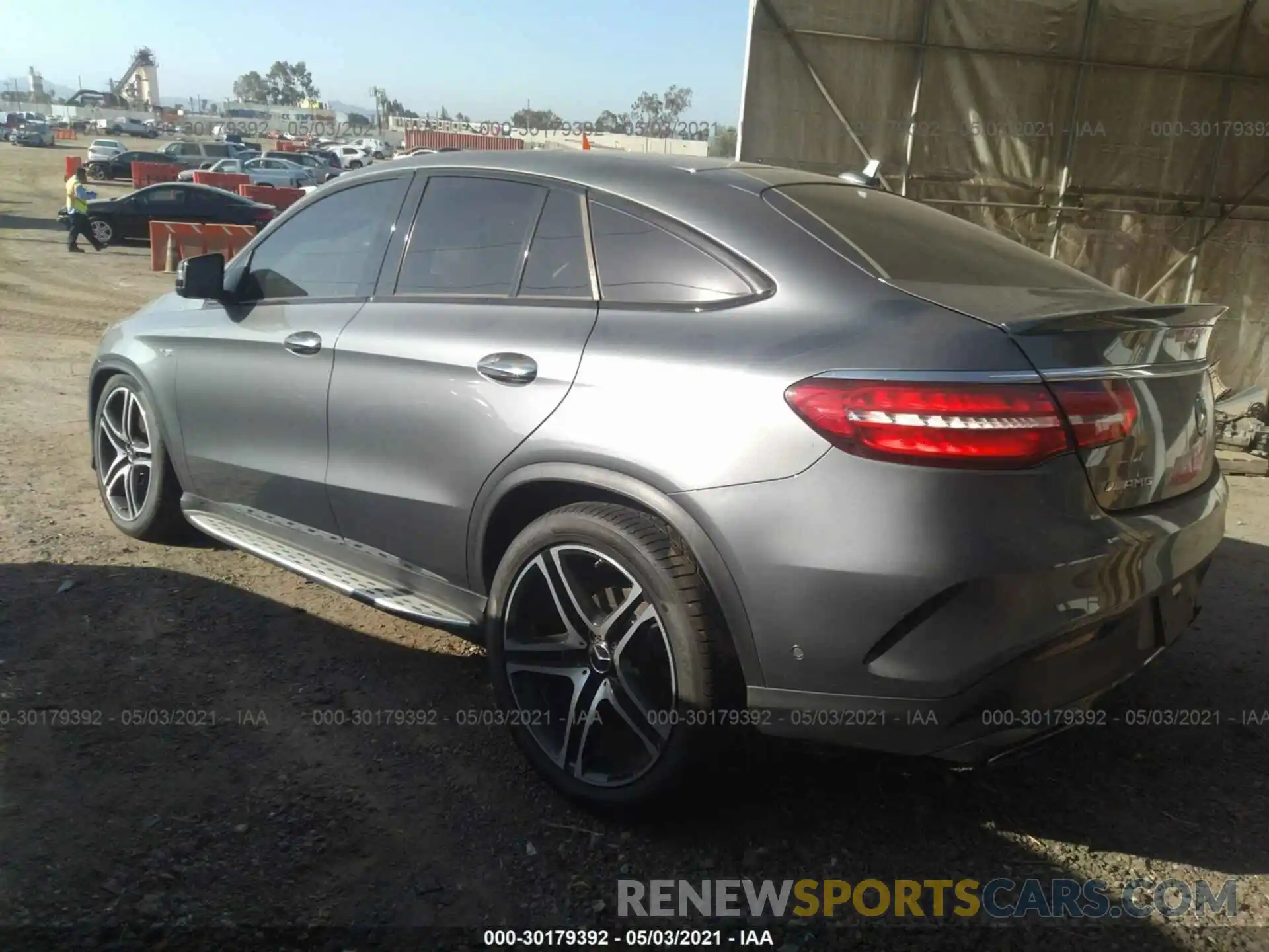 3 Photograph of a damaged car 4JGED6EB0KA153638 MERCEDES-BENZ GLE 2019