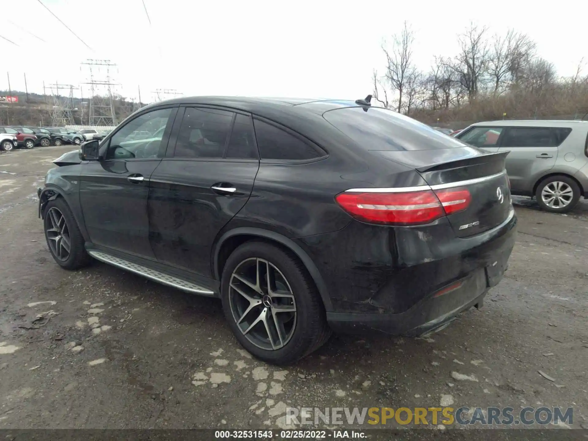 3 Photograph of a damaged car 4JGED6EB1KA139392 MERCEDES-BENZ GLE 2019