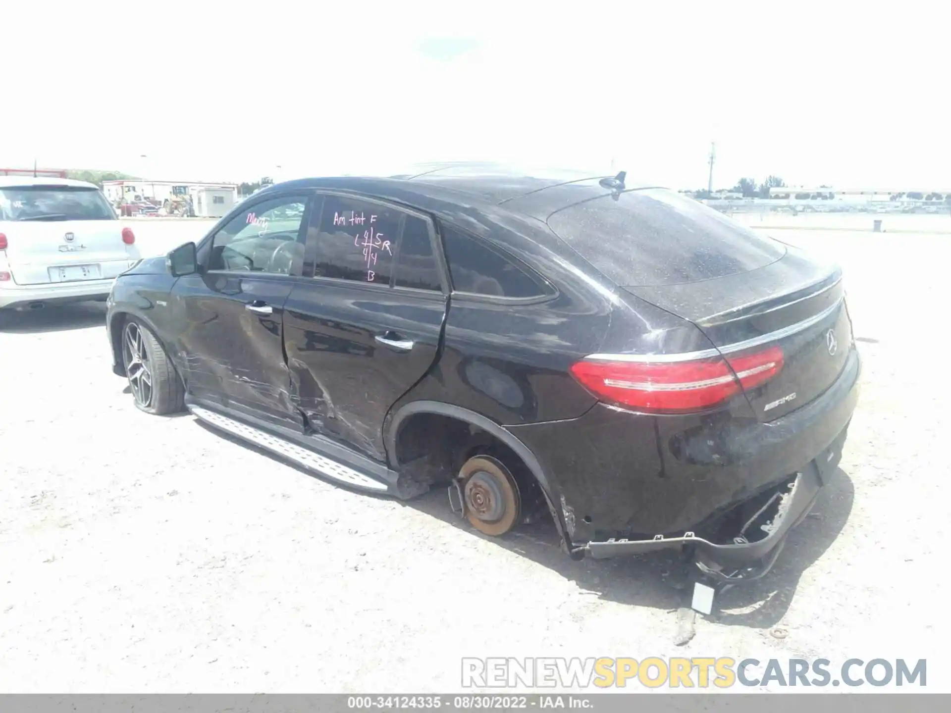 3 Photograph of a damaged car 4JGED6EB1KA141918 MERCEDES-BENZ GLE 2019