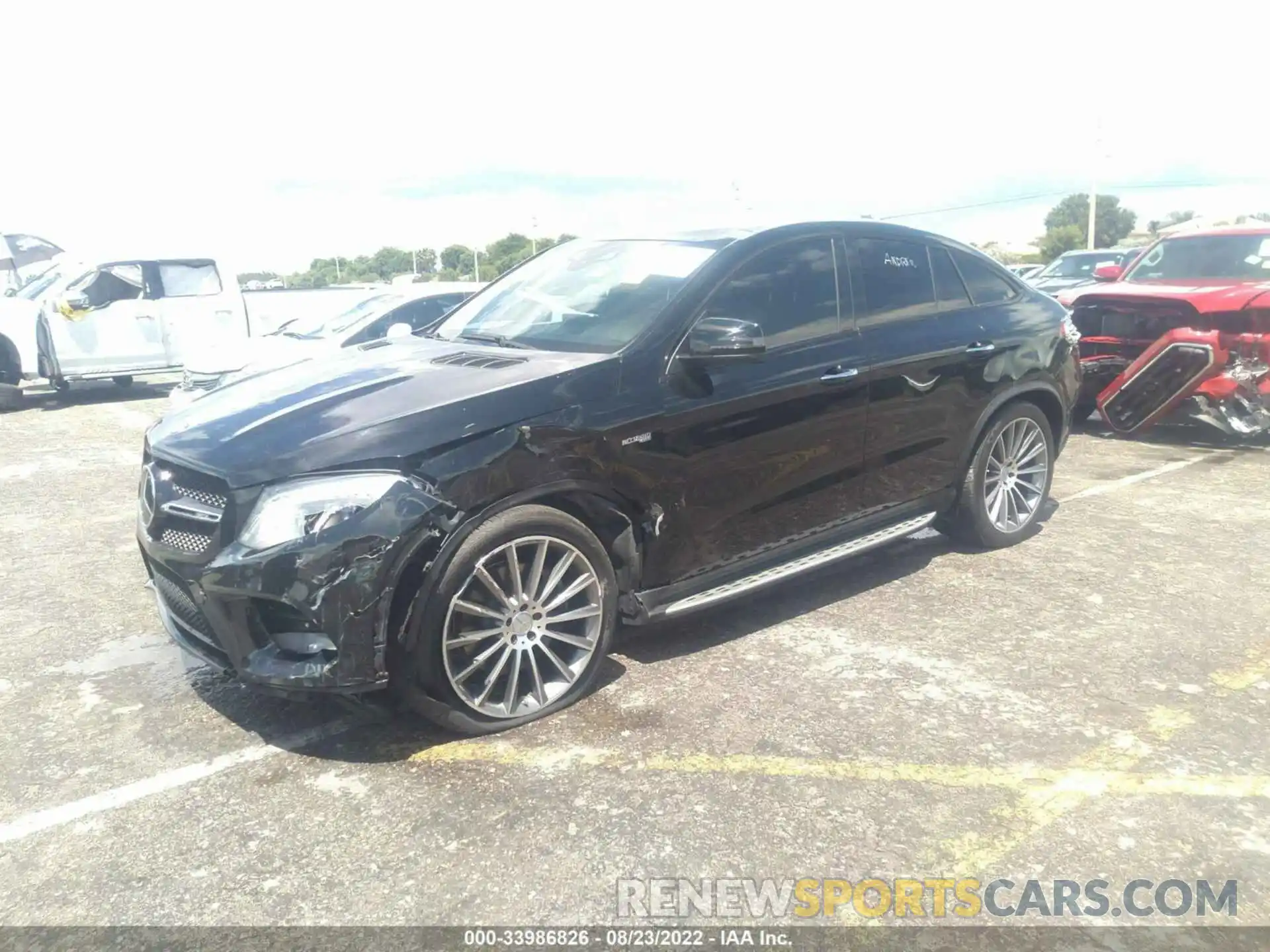 2 Photograph of a damaged car 4JGED6EB2KA133763 MERCEDES-BENZ GLE 2019