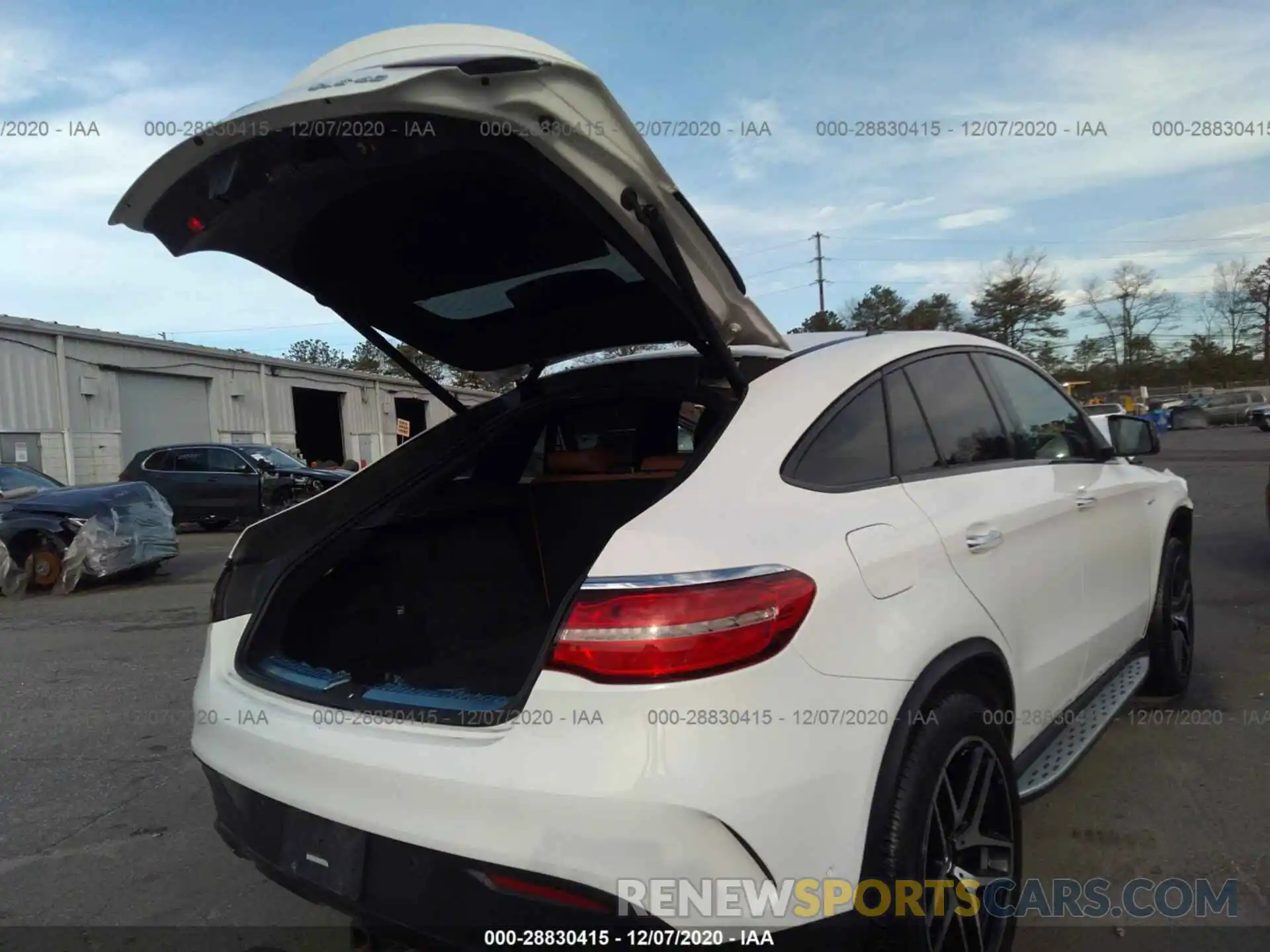 4 Фотография поврежденного автомобиля 4JGED6EB2KA138266 MERCEDES-BENZ GLE 2019