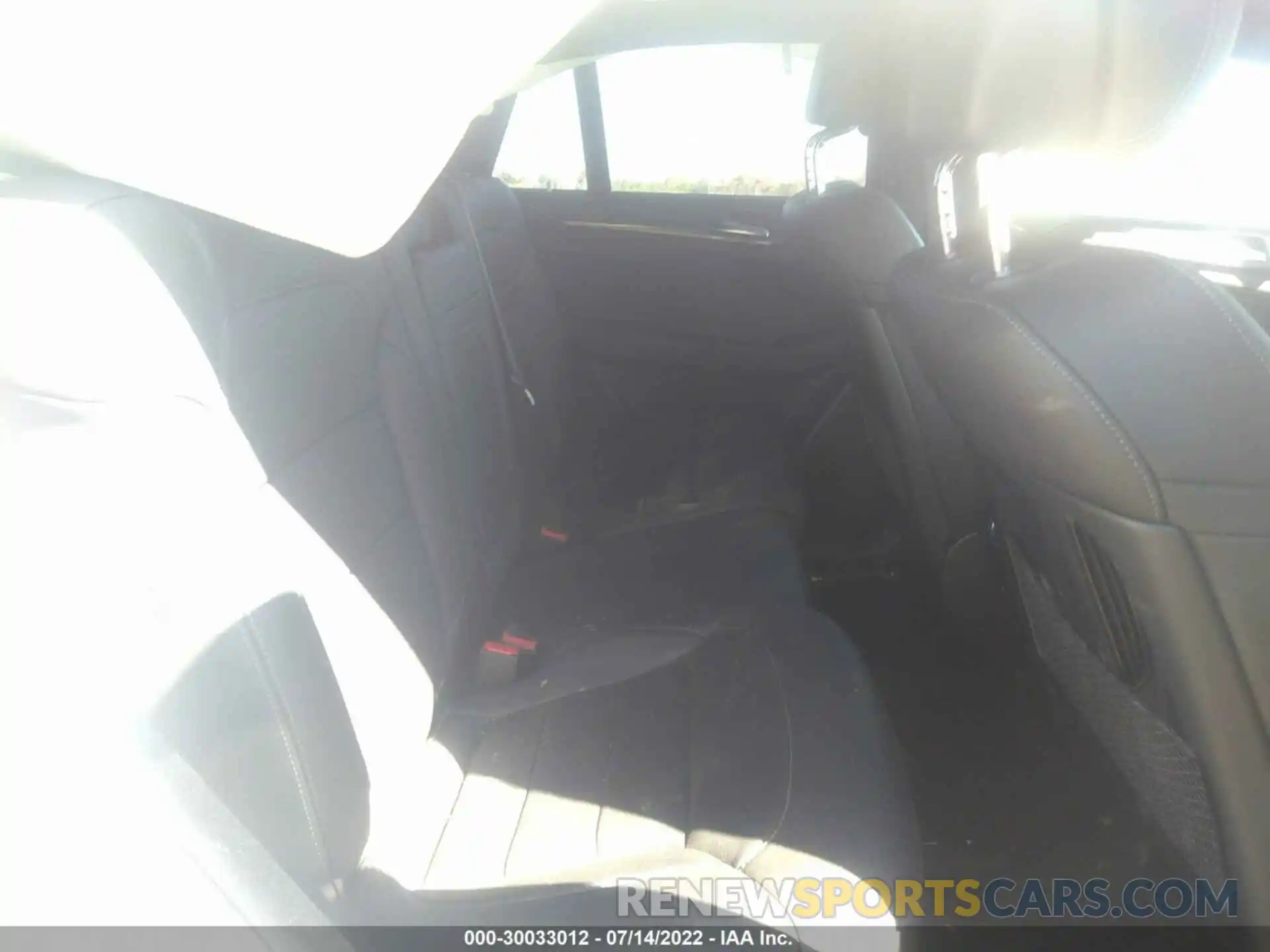 8 Photograph of a damaged car 4JGED6EB3KA138969 MERCEDES-BENZ GLE 2019