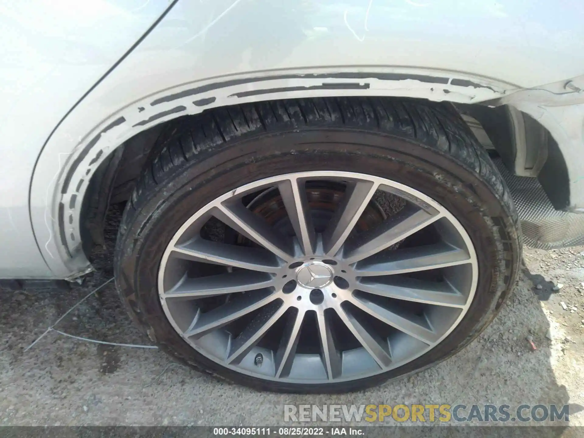 14 Photograph of a damaged car 4JGED6EB3KA141371 MERCEDES-BENZ GLE 2019