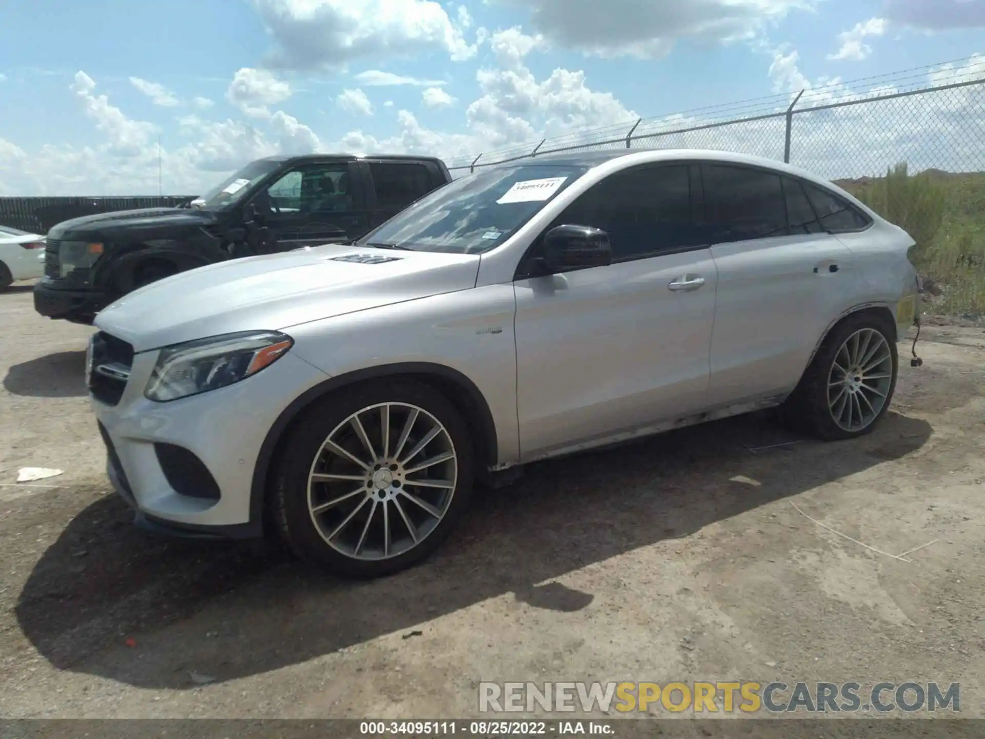 2 Photograph of a damaged car 4JGED6EB3KA141371 MERCEDES-BENZ GLE 2019