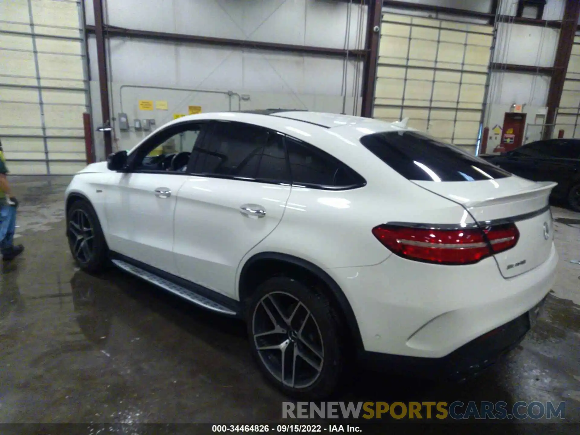 3 Photograph of a damaged car 4JGED6EB5KA127116 MERCEDES-BENZ GLE 2019