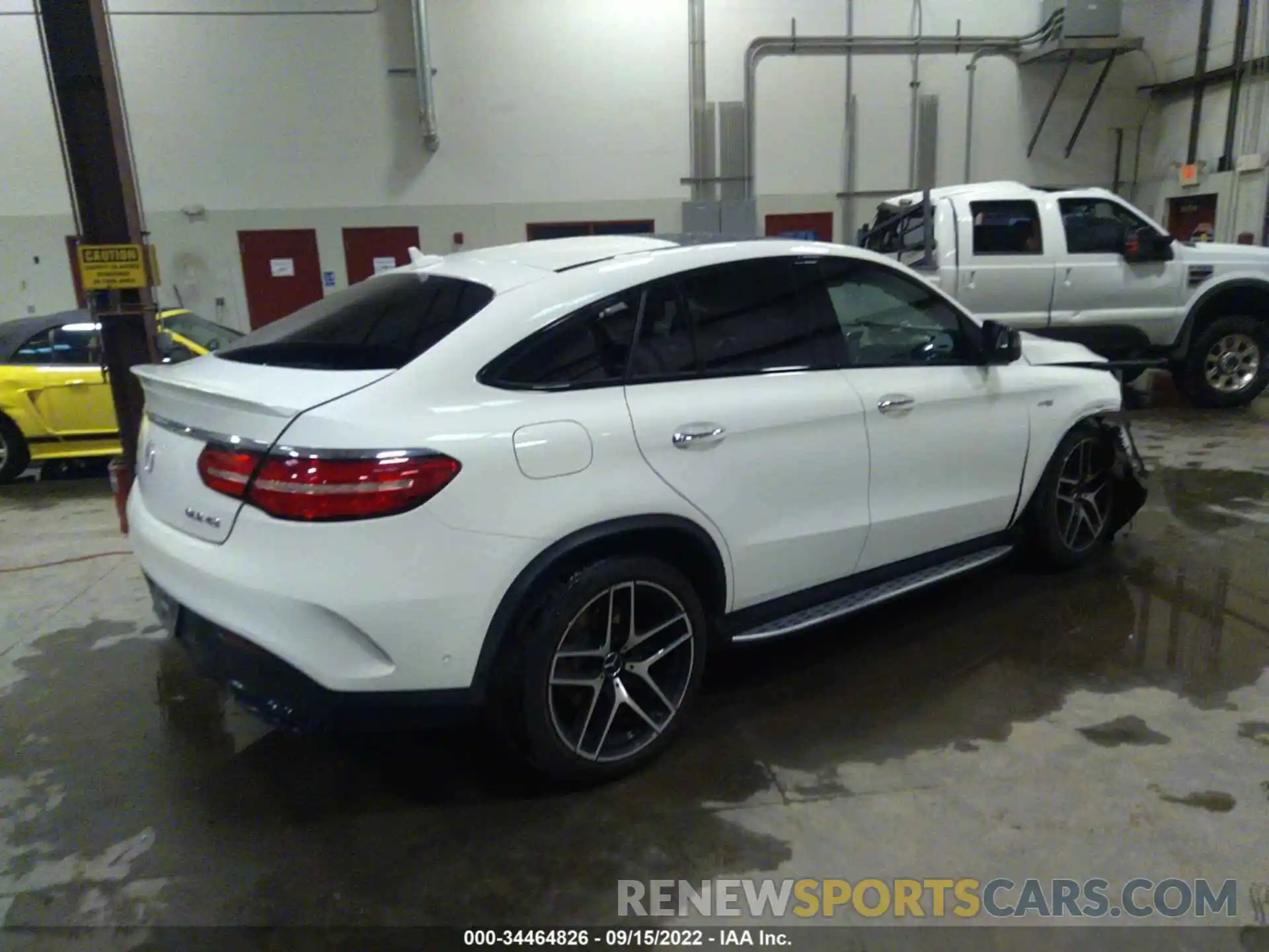 4 Photograph of a damaged car 4JGED6EB5KA127116 MERCEDES-BENZ GLE 2019