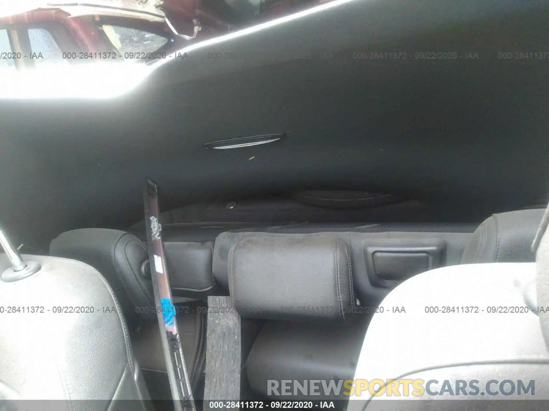 8 Photograph of a damaged car 4JGED6EB6KA152879 MERCEDES-BENZ GLE 2019