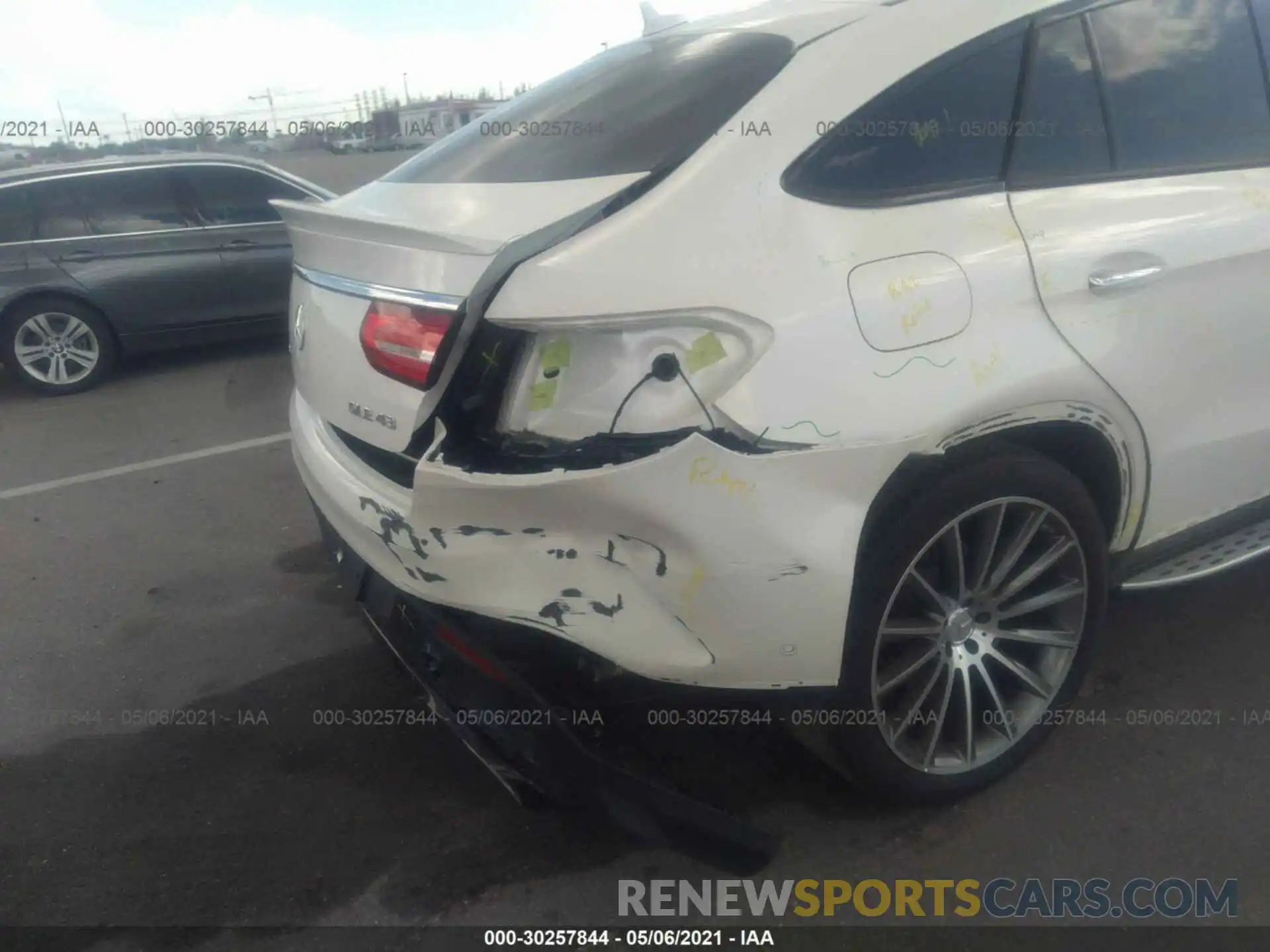 6 Photograph of a damaged car 4JGED6EB7KA128560 MERCEDES-BENZ GLE 2019