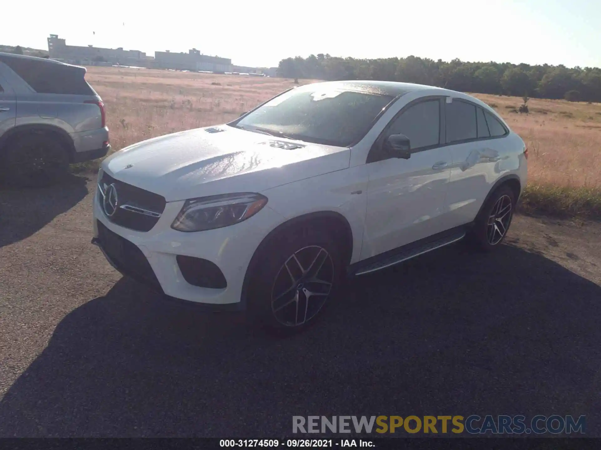 2 Photograph of a damaged car 4JGED6EB7KA135444 MERCEDES-BENZ GLE 2019