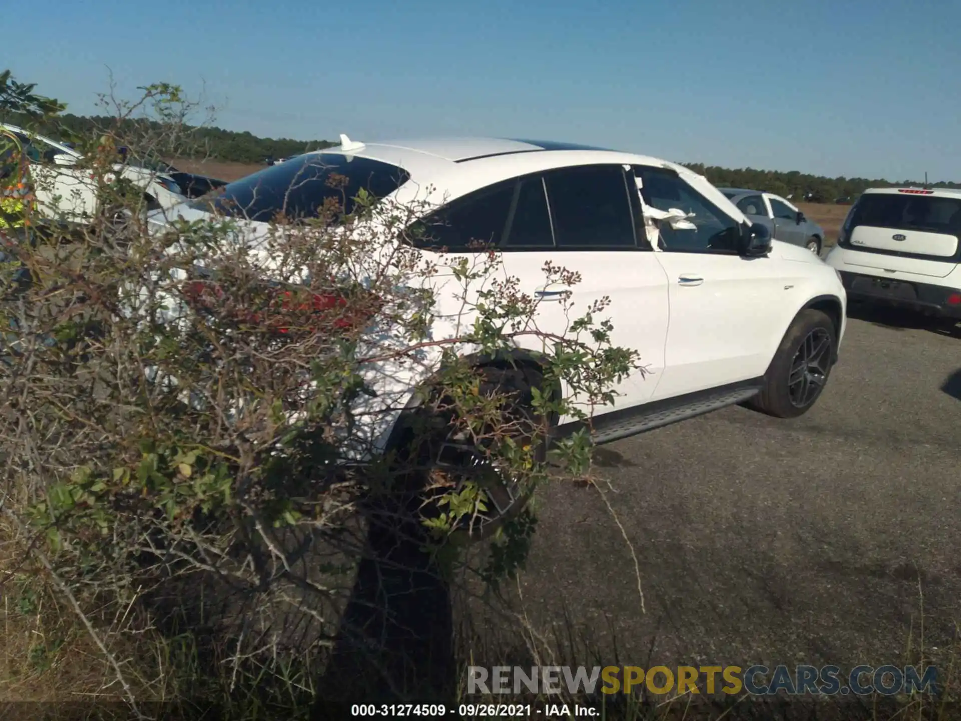 4 Photograph of a damaged car 4JGED6EB7KA135444 MERCEDES-BENZ GLE 2019