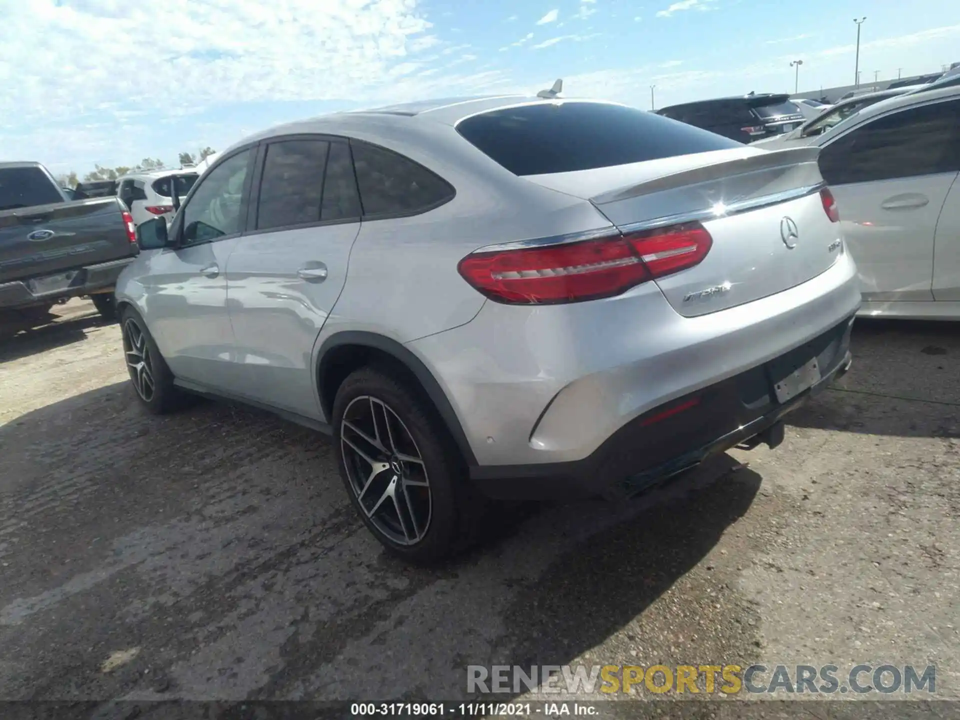 3 Photograph of a damaged car 4JGED6EB7KA137484 MERCEDES-BENZ GLE 2019