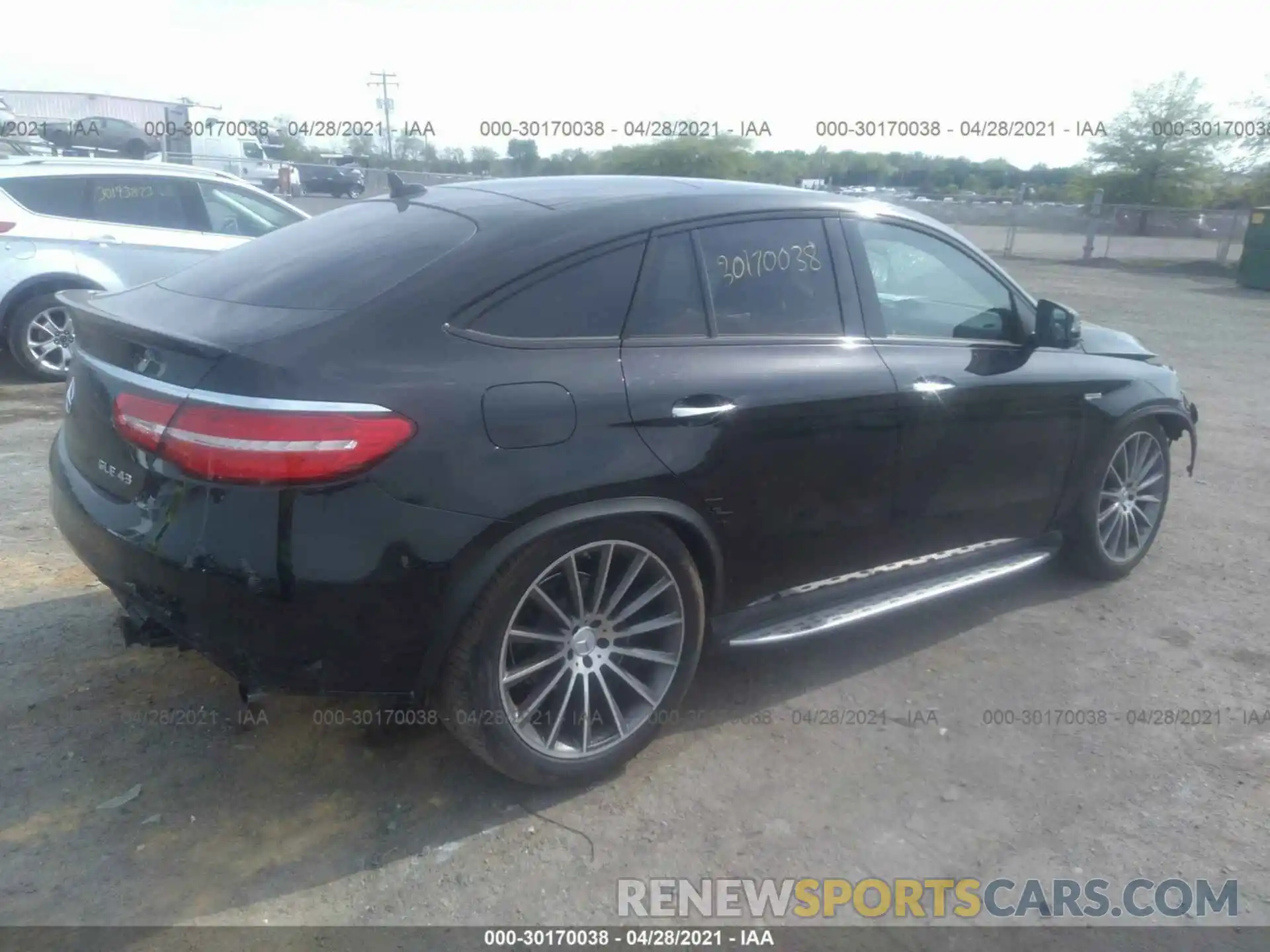 4 Фотография поврежденного автомобиля 4JGED6EB7KA152132 MERCEDES-BENZ GLE 2019