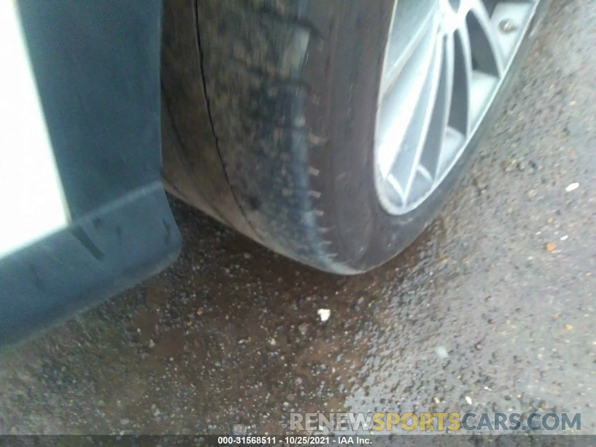 15 Photograph of a damaged car 4JGED6EB7KA154611 MERCEDES-BENZ GLE 2019