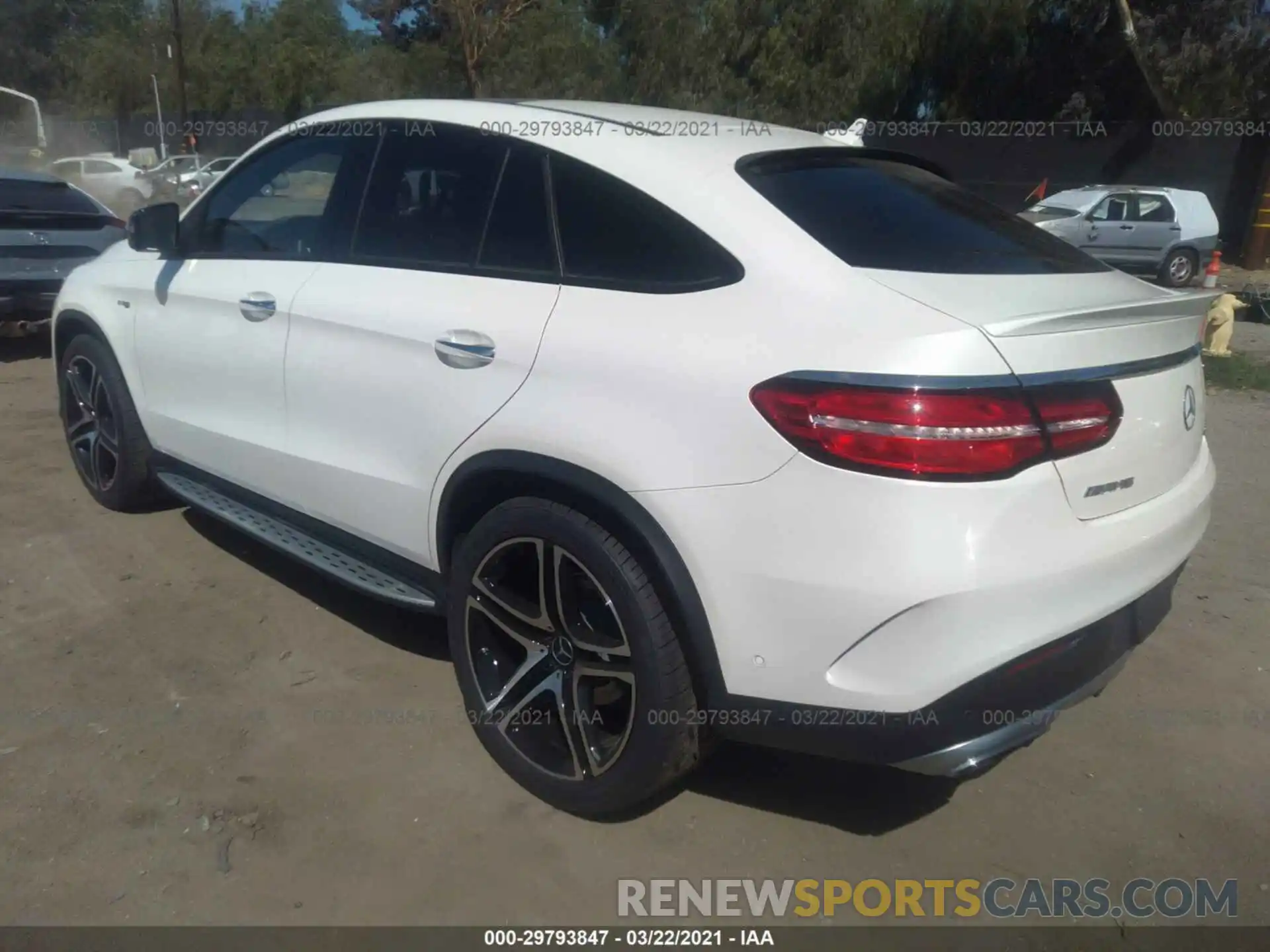 3 Photograph of a damaged car 4JGED6EB8KA134416 MERCEDES-BENZ GLE 2019